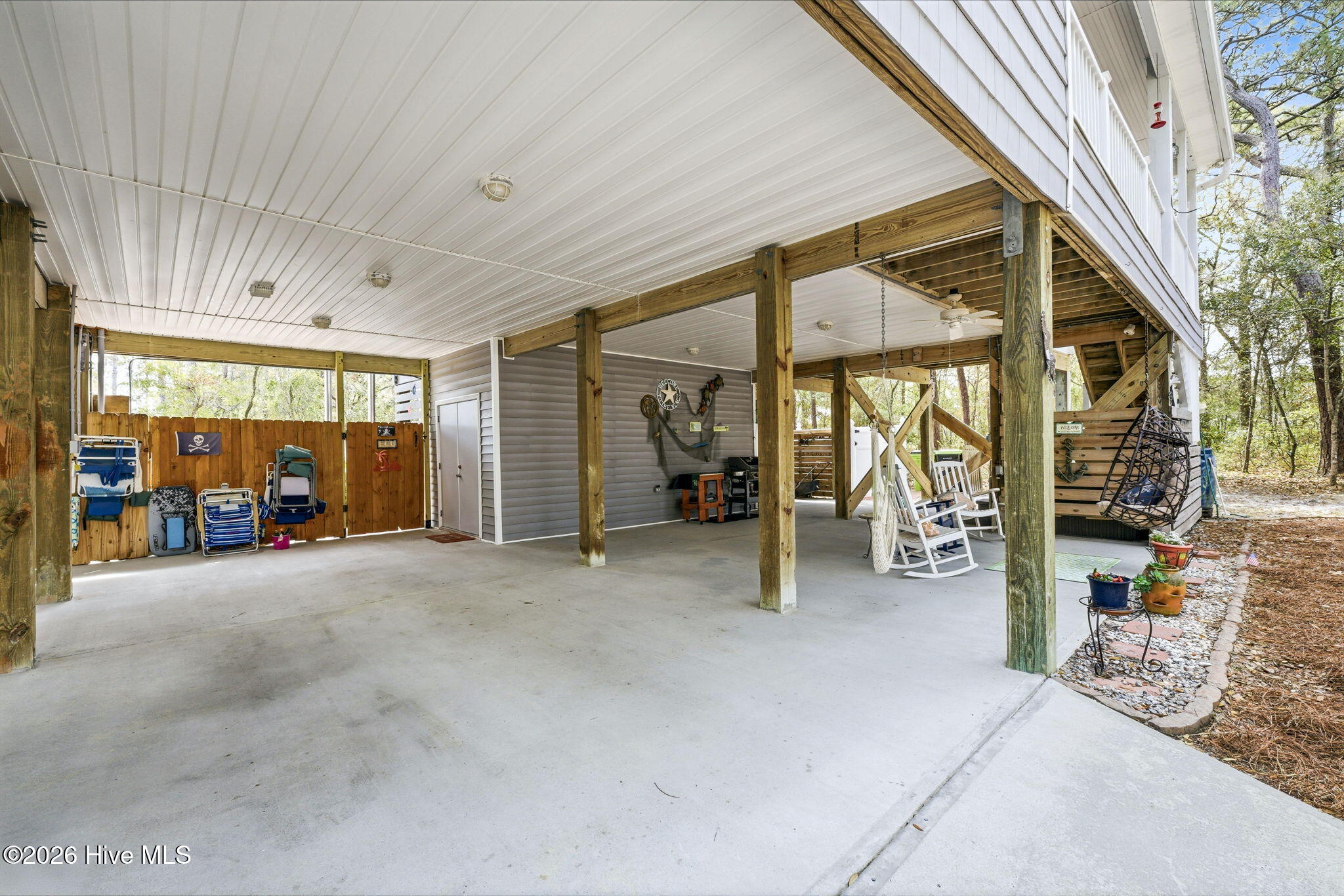 100565063 | Photo 54