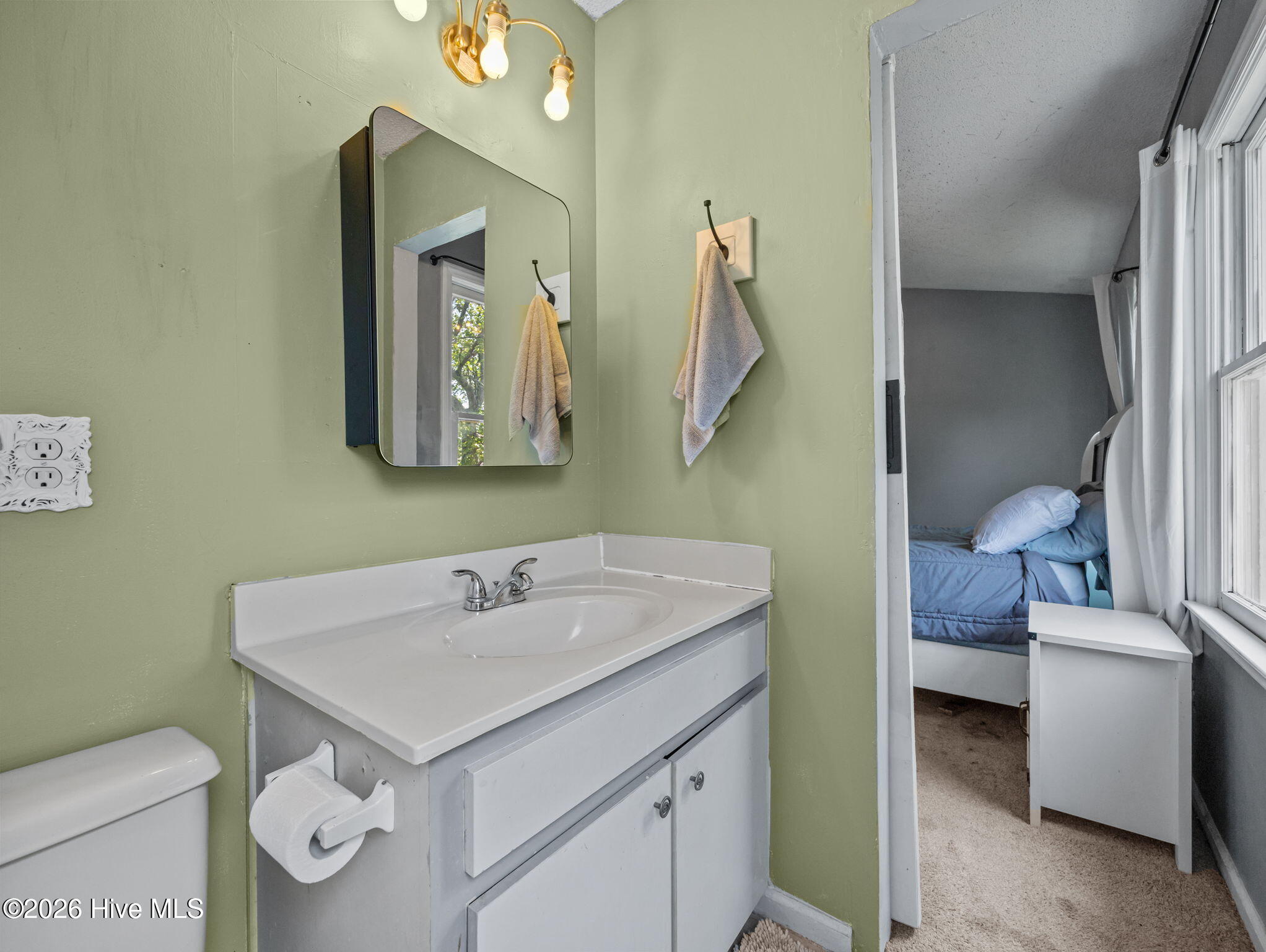 100567530 | Photo 20