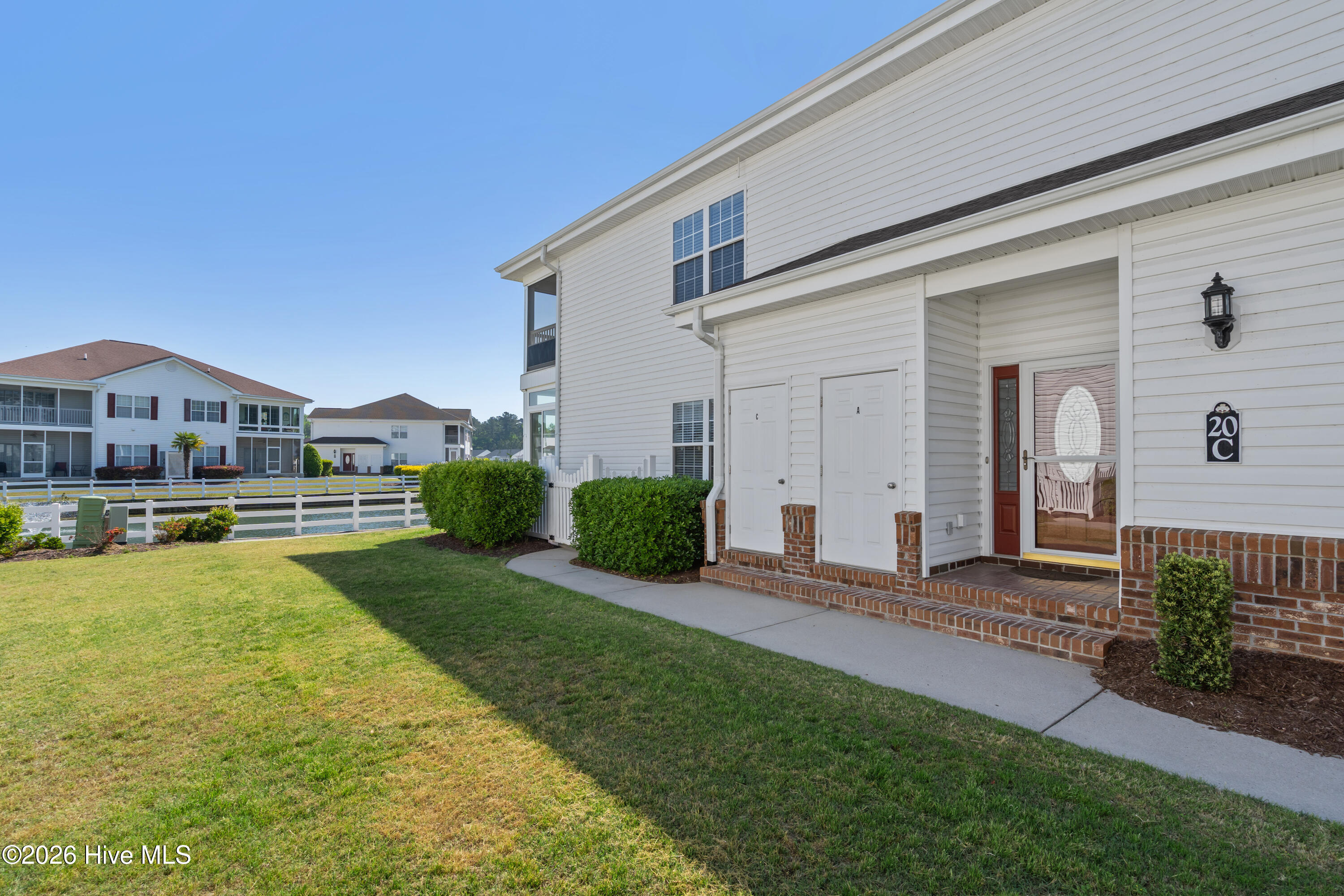 100567546 | Photo 29