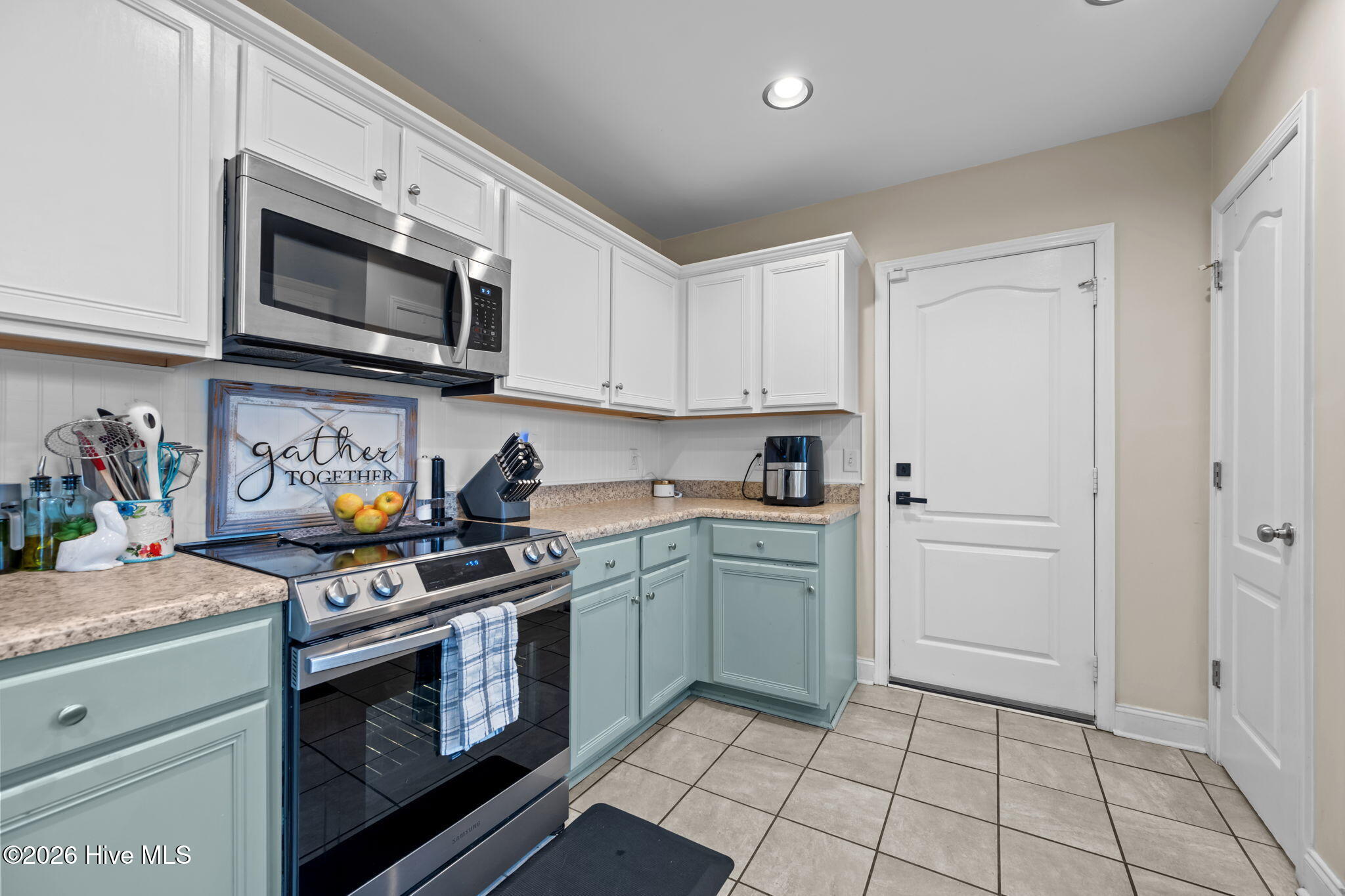 114 Dallas Drive, Beulaville, NC 28518 – photo 14: 35-web-or-mls-_RAD0306