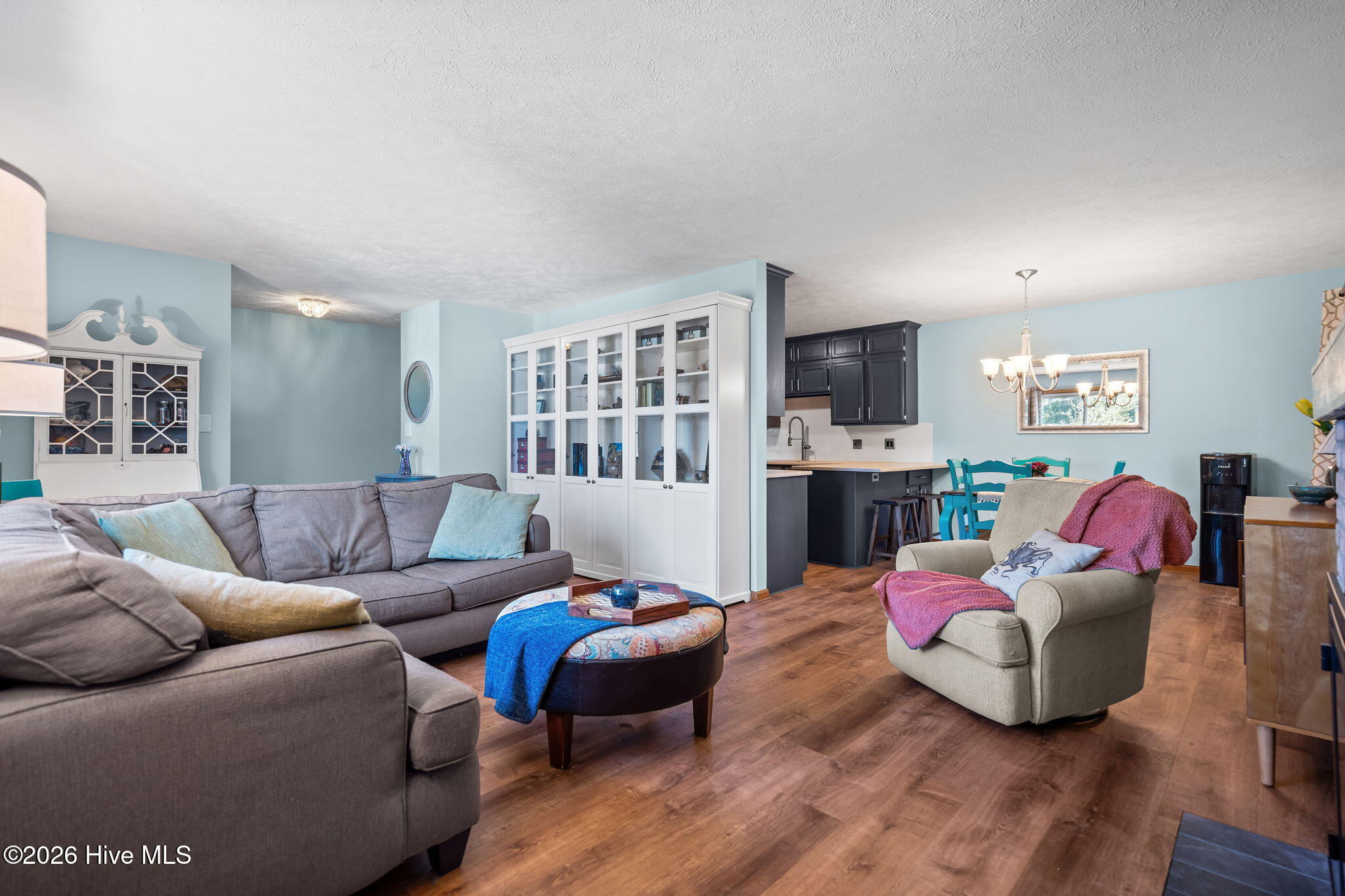 100569191 | Photo 12