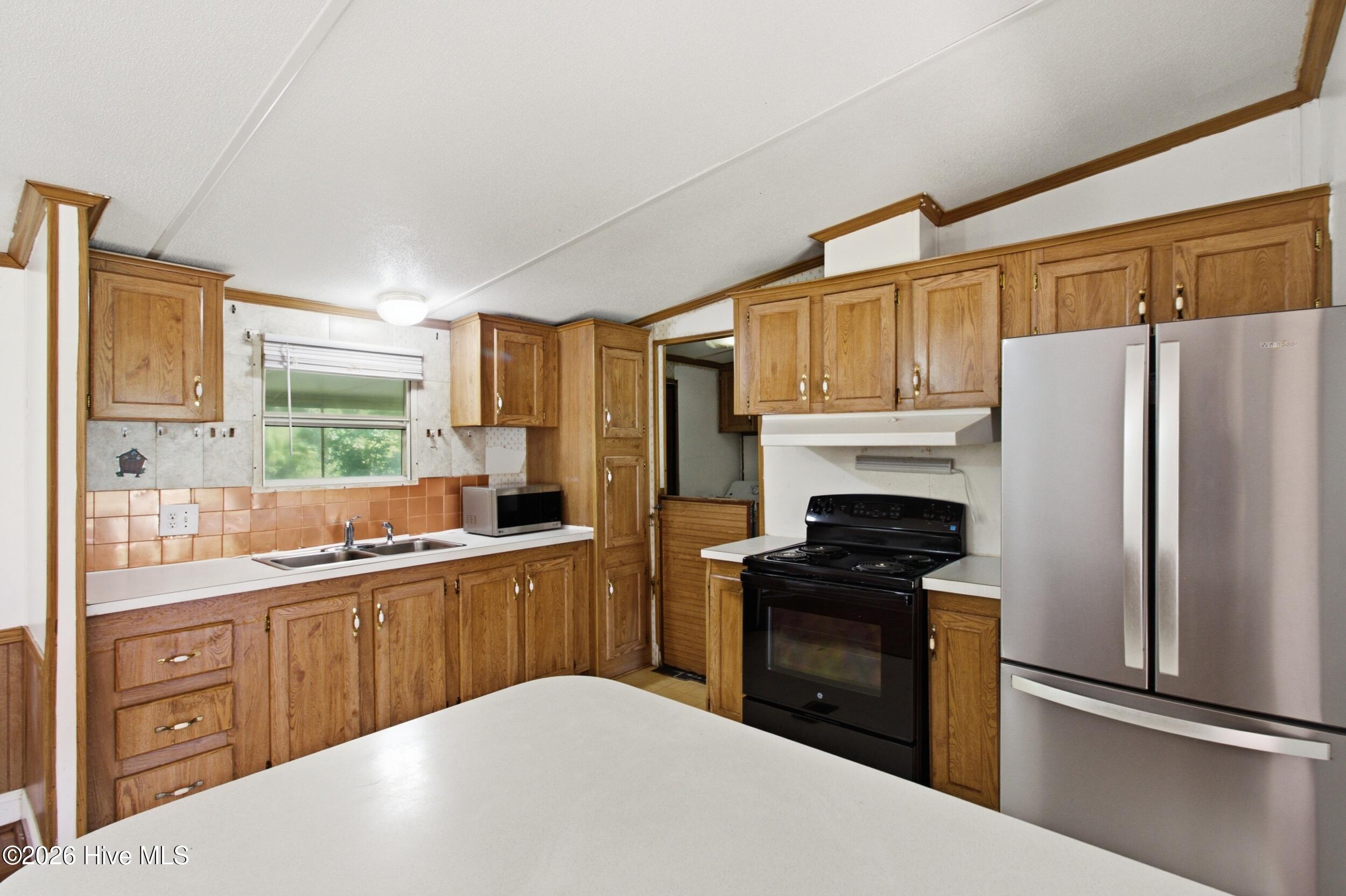 165 High School Road,Vanceboro