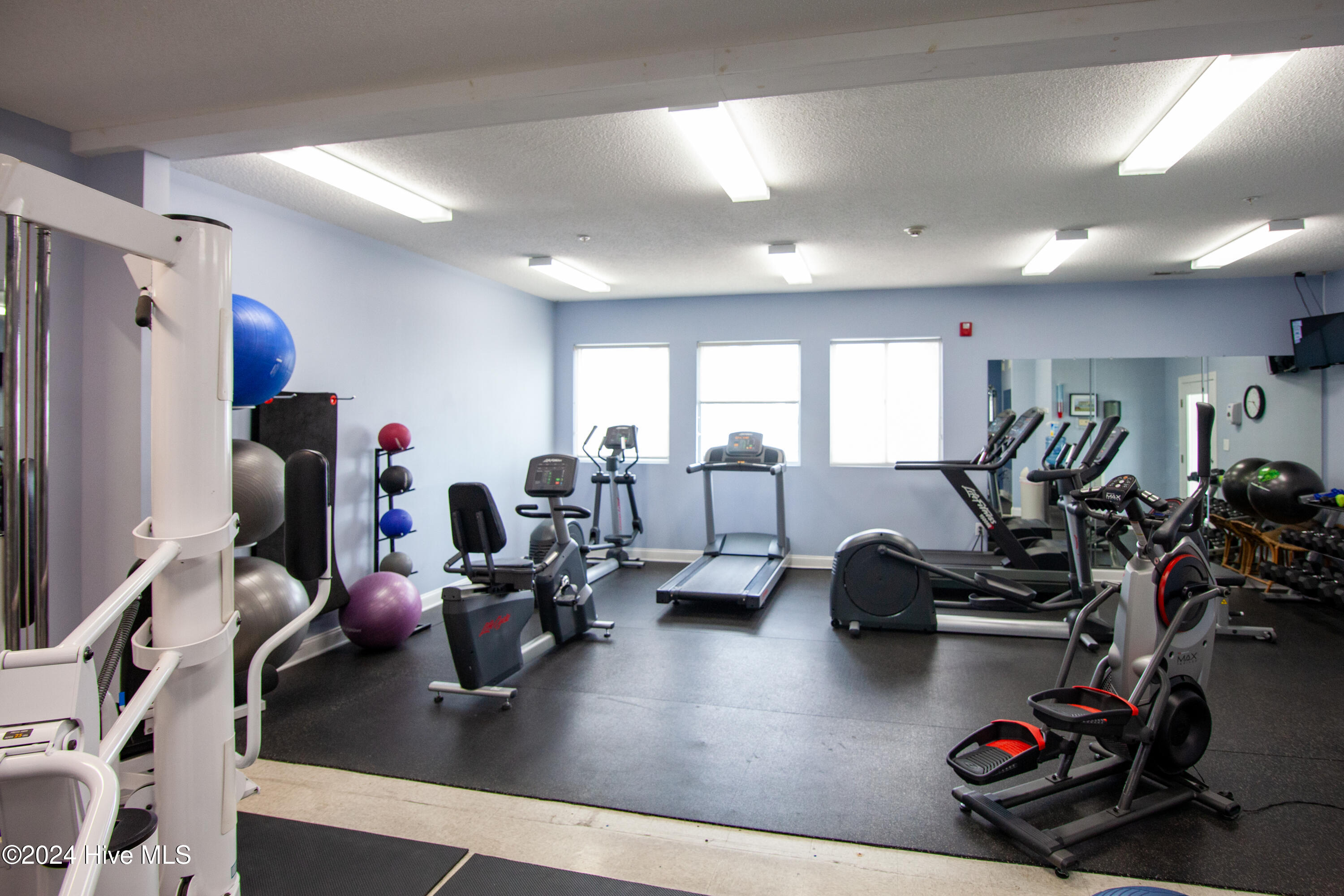 100 Olde Towne Yacht Club 