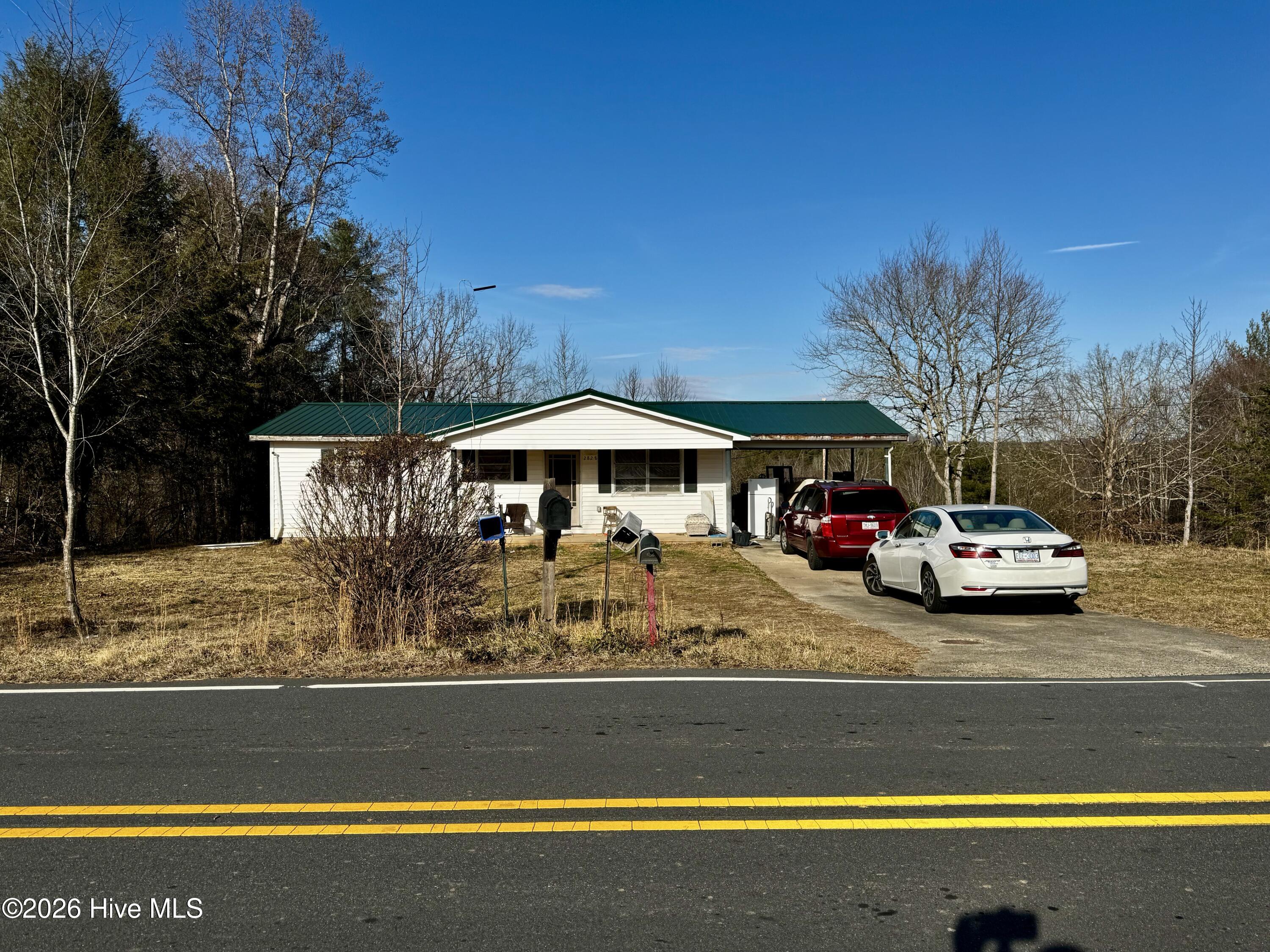 Homes for sale in Morganton, NC | 2828 Playmore Beach Rd, Morganton, NC 28655 | MLS# 100546578