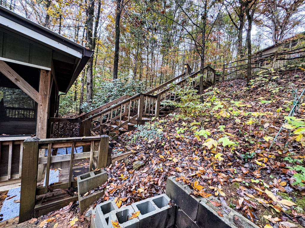 Exterior photo of 231 Dogwood Circle, Hayesville, NC 28904. MLS: 98544495