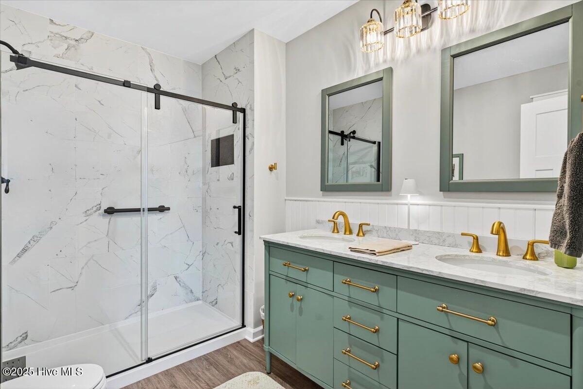 100529253 | Photo 28