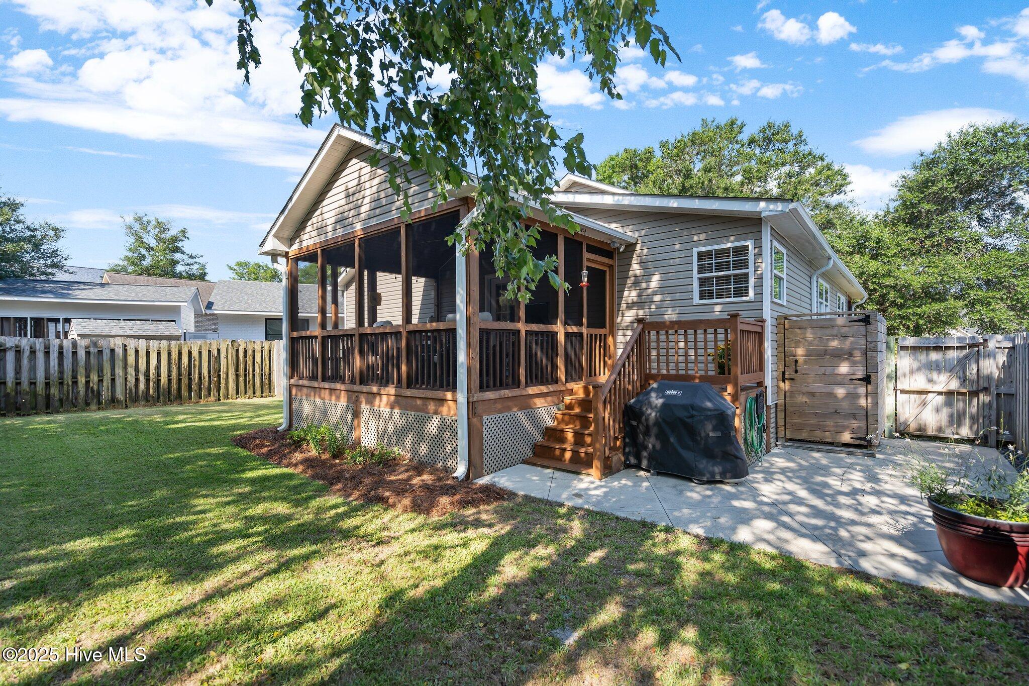 100516795 | Photo 46