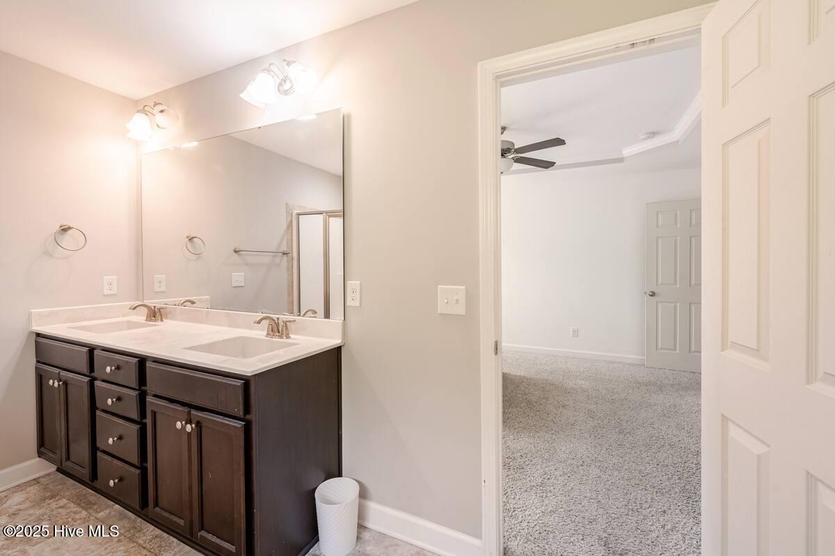 100532148 | Photo 10