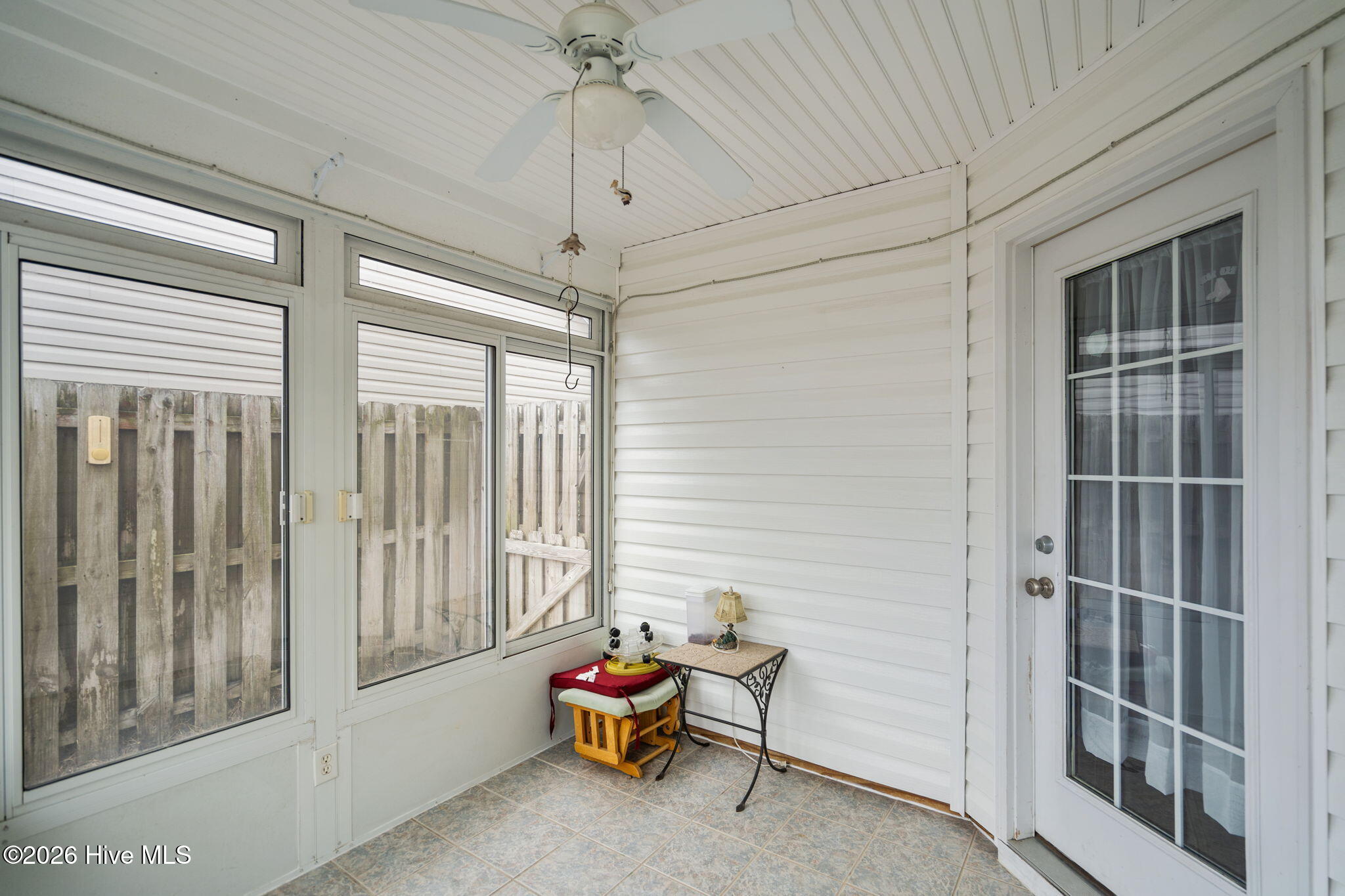 100552378 | Photo 52