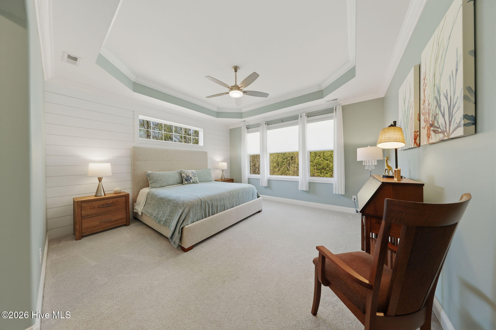 100564757 | Photo 43