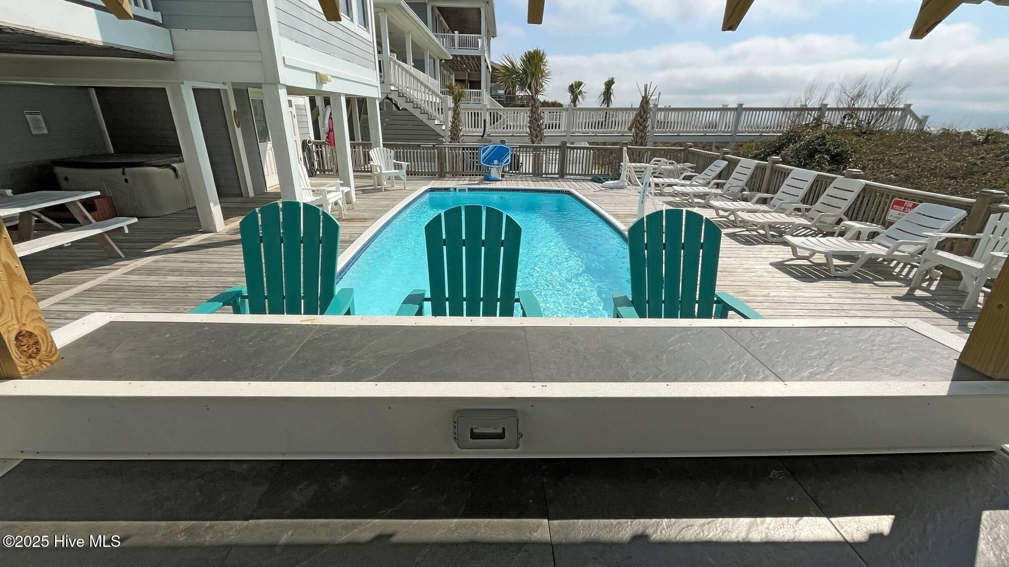 100496686 | Photo 20