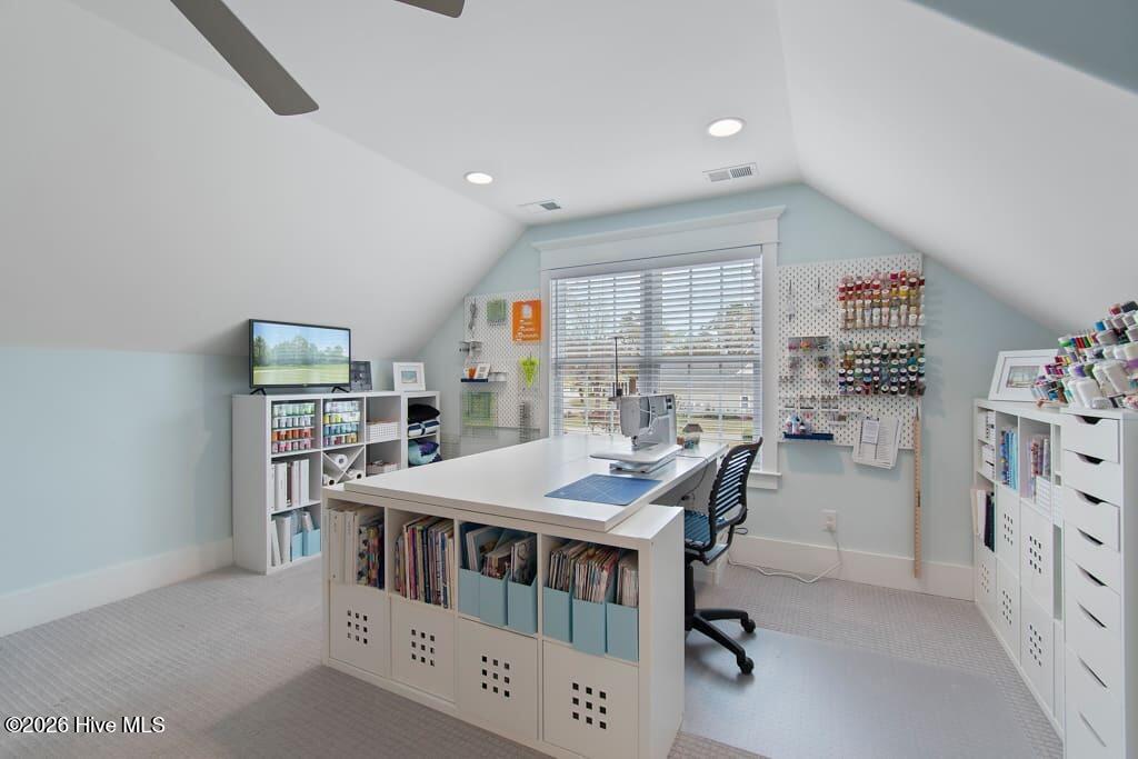 100562919 | Photo 55