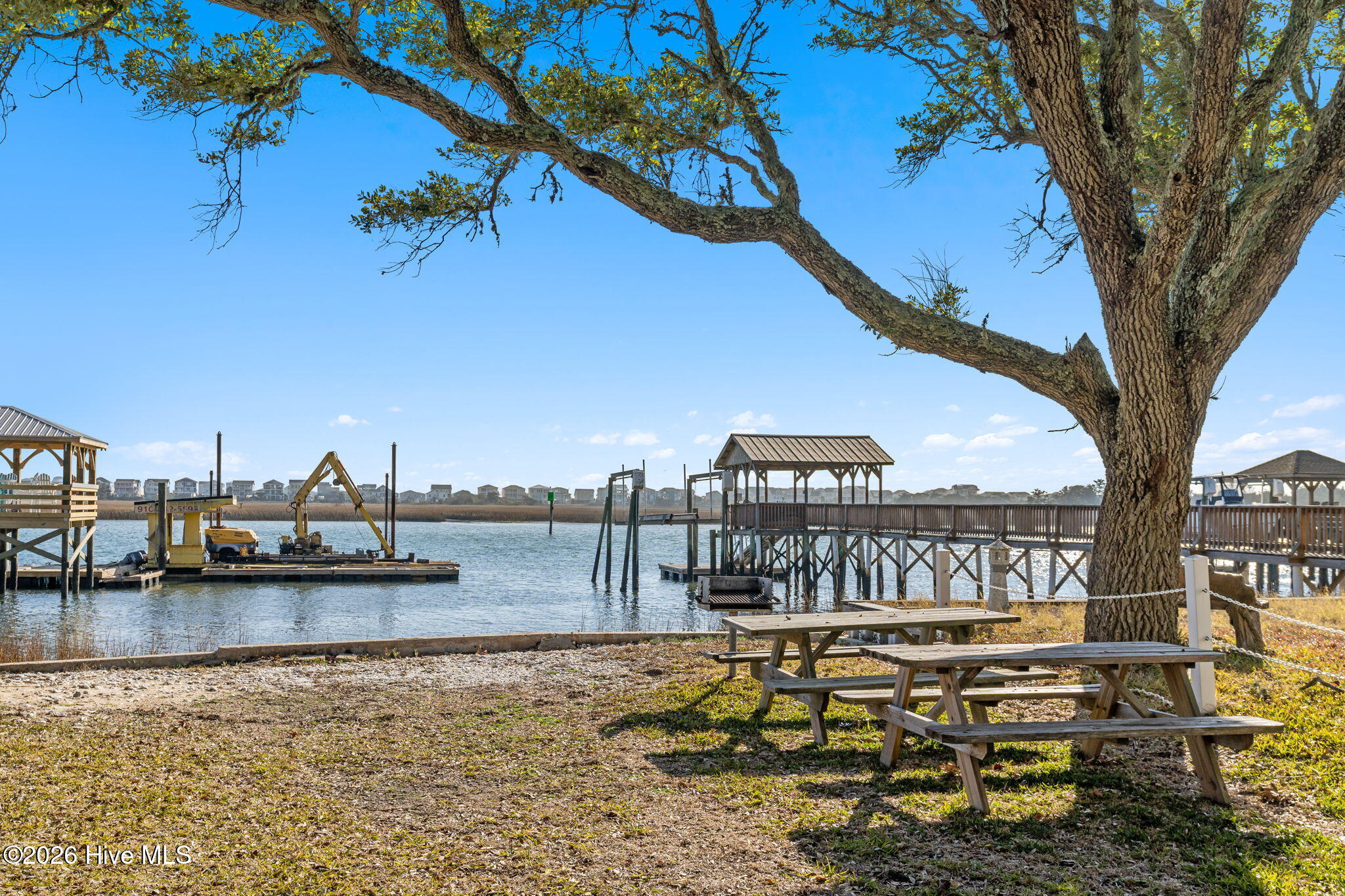 100533101 | Photo 34