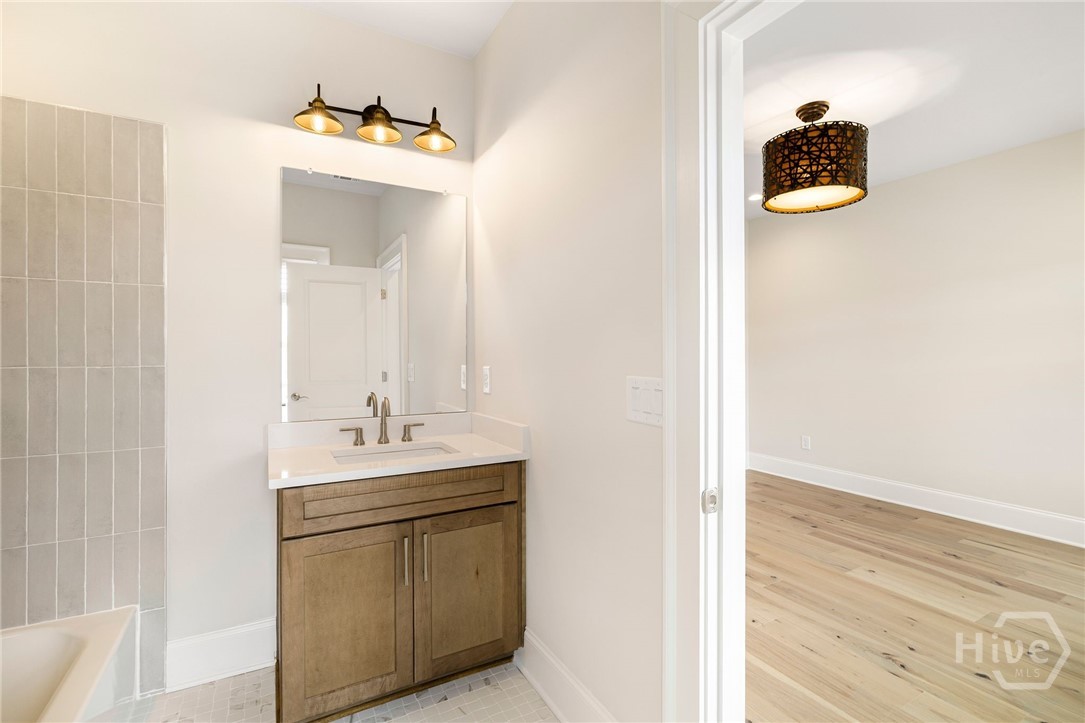 3rd Floor Ensuite Bathroom