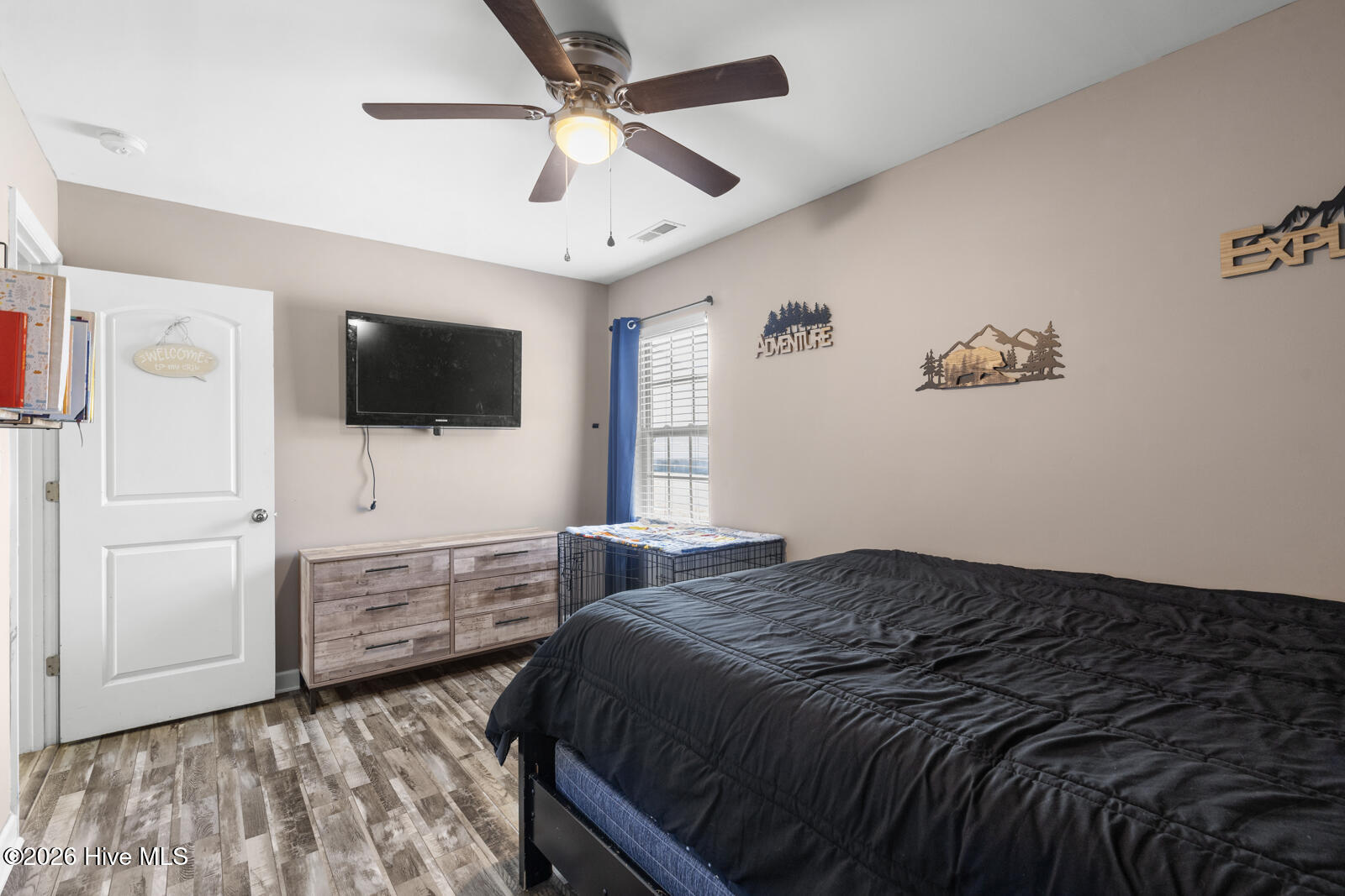 100567907 | Photo 17