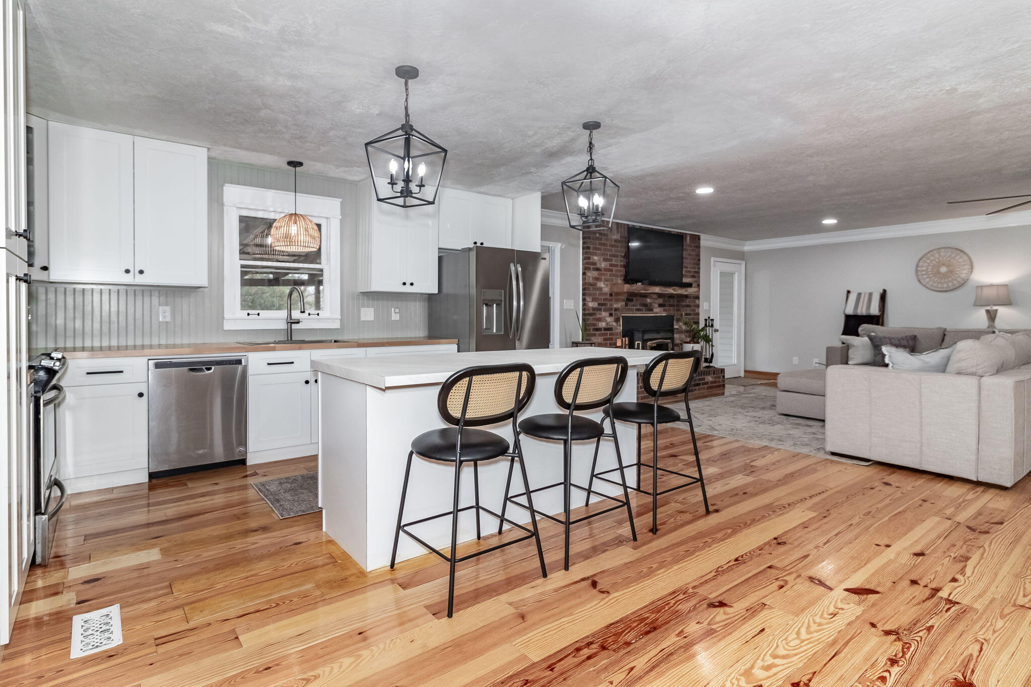 23-web-or-mls-1545 SWINT RD ©--10