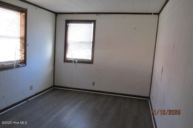 100540833 | Photo 16