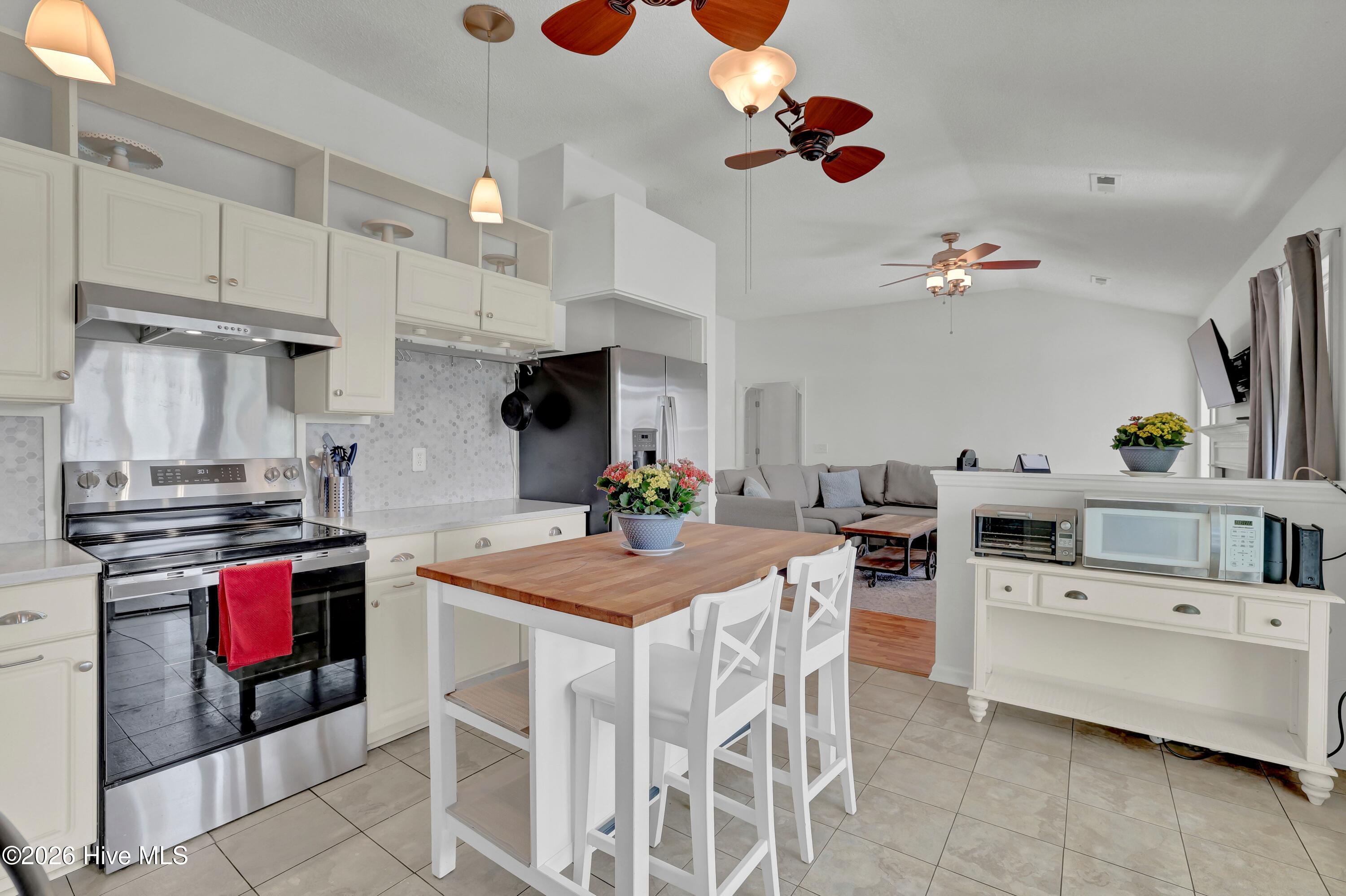 100562291 | Photo 10