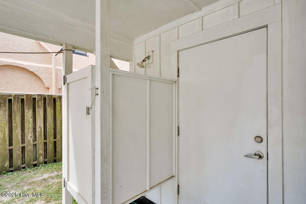 100531453 | Photo 39