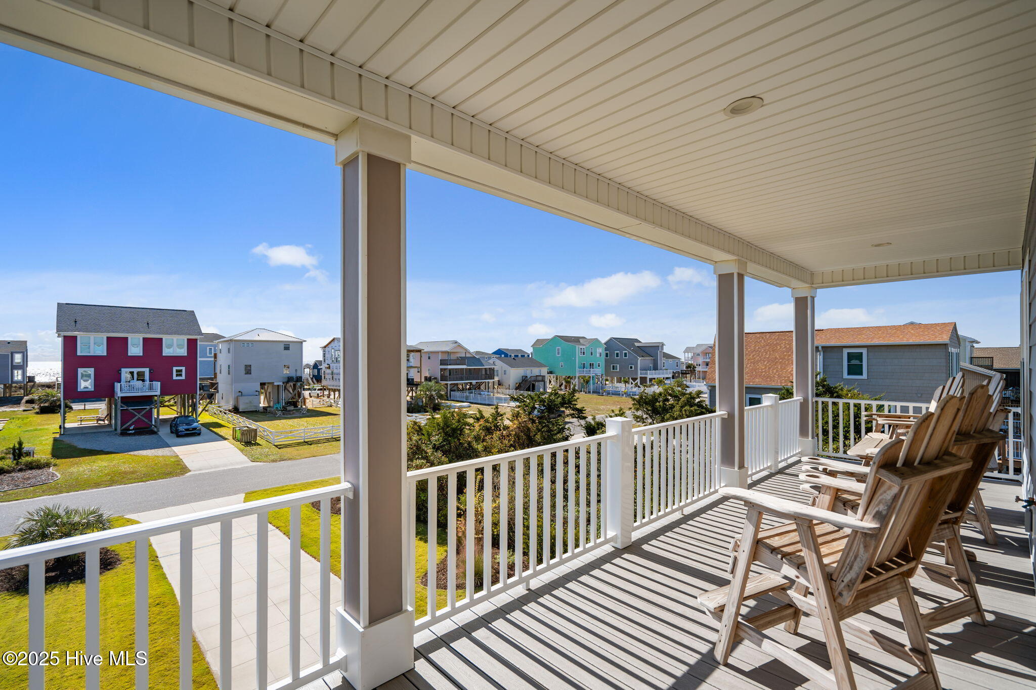 100543391 | Photo 40