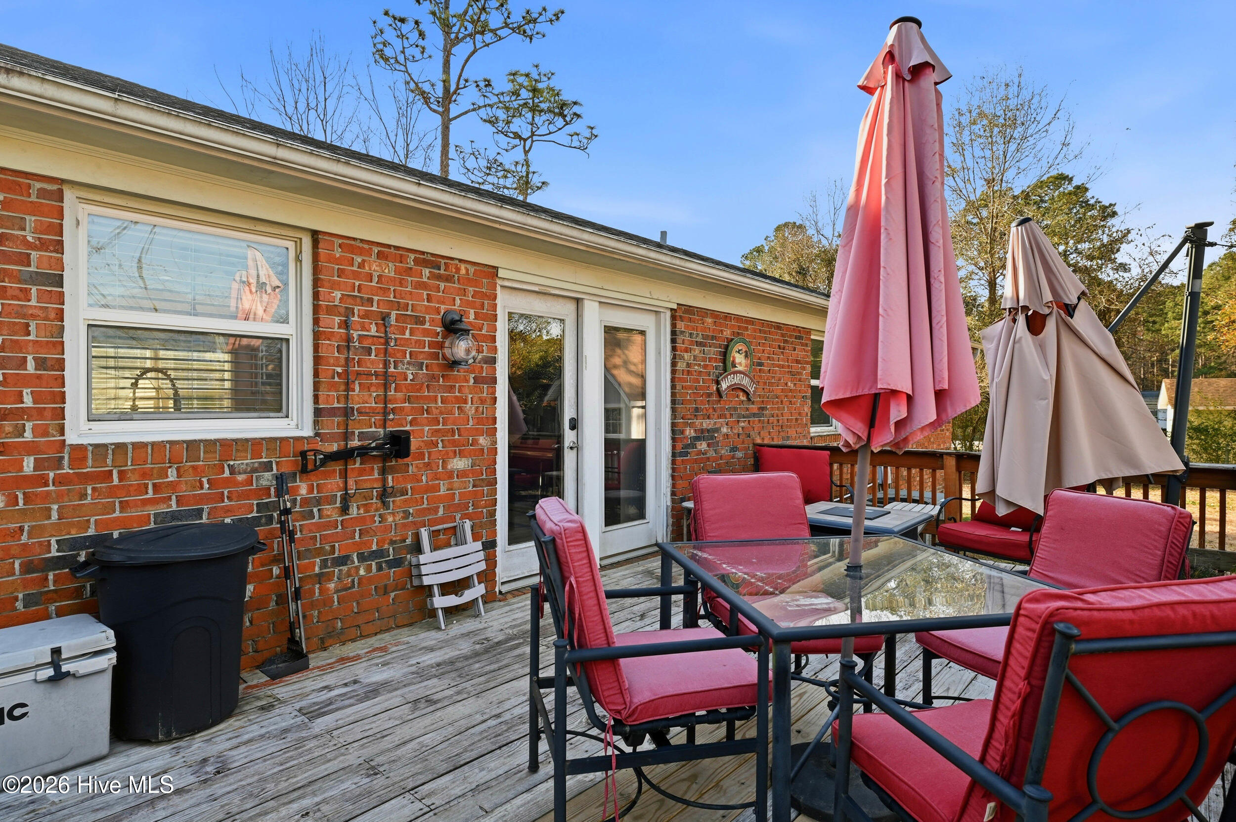 100551397 | Photo 20