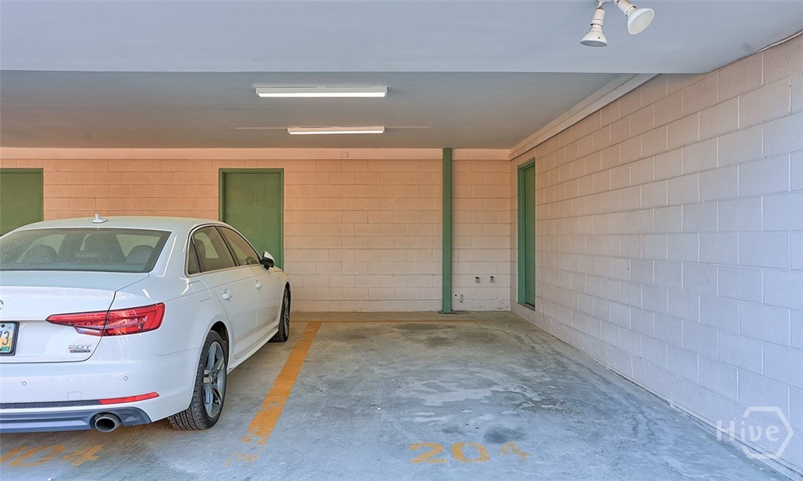 27th image of 302 Lorch St #204, Savannah, GA 31401 | MLS# SA361492