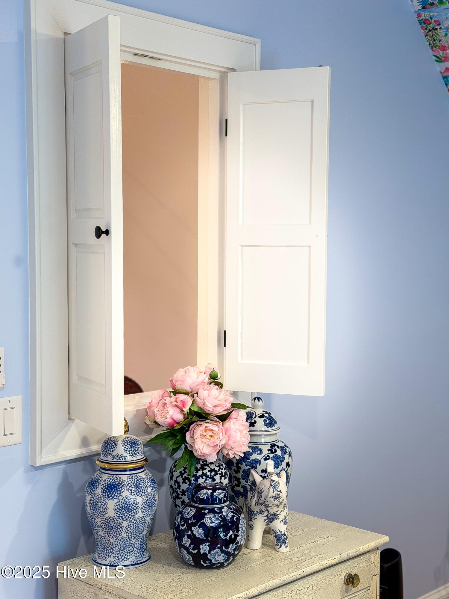 100547922 | Photo 43