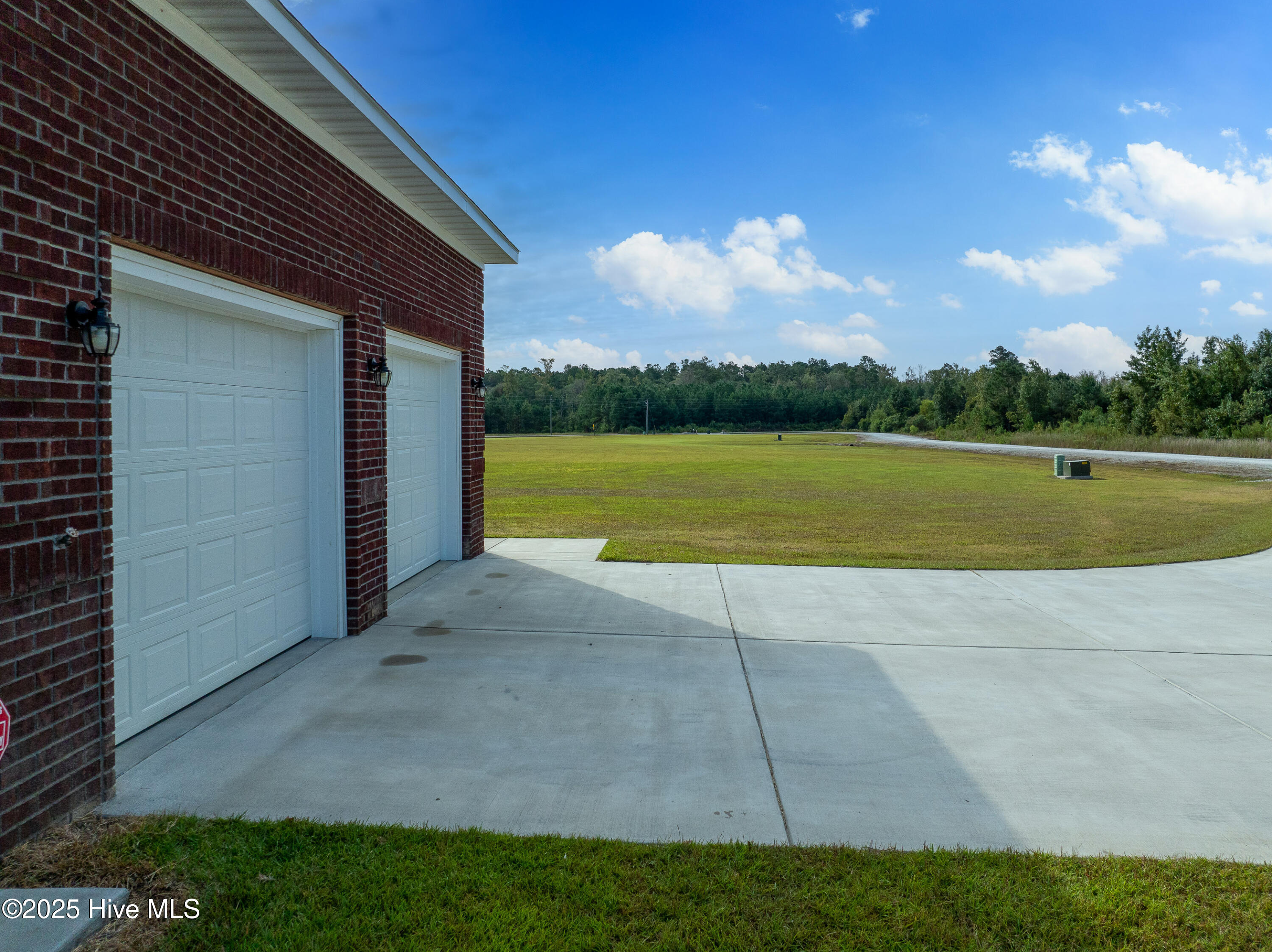 100531551 | Photo 41