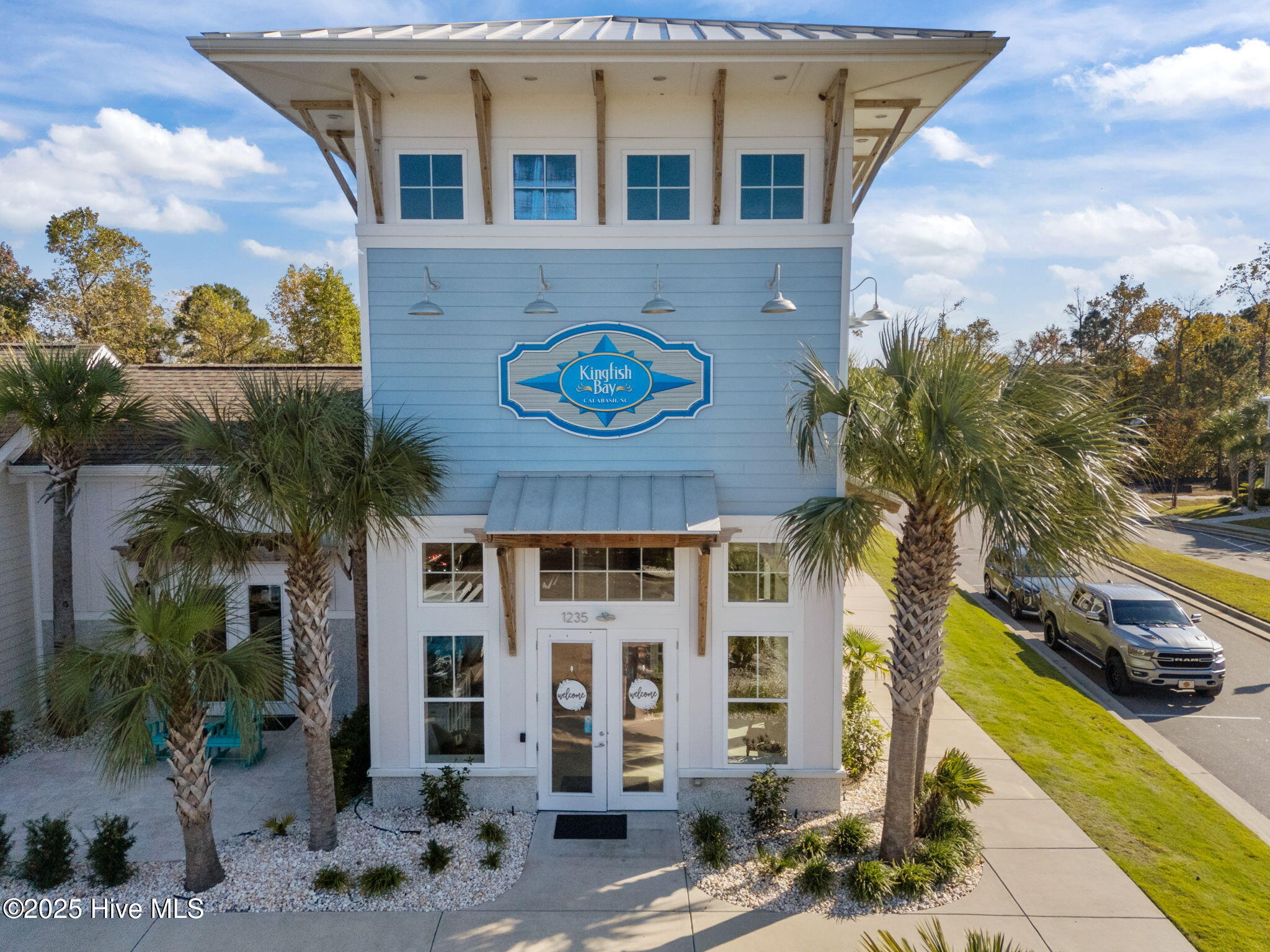 100540381 | Photo 54