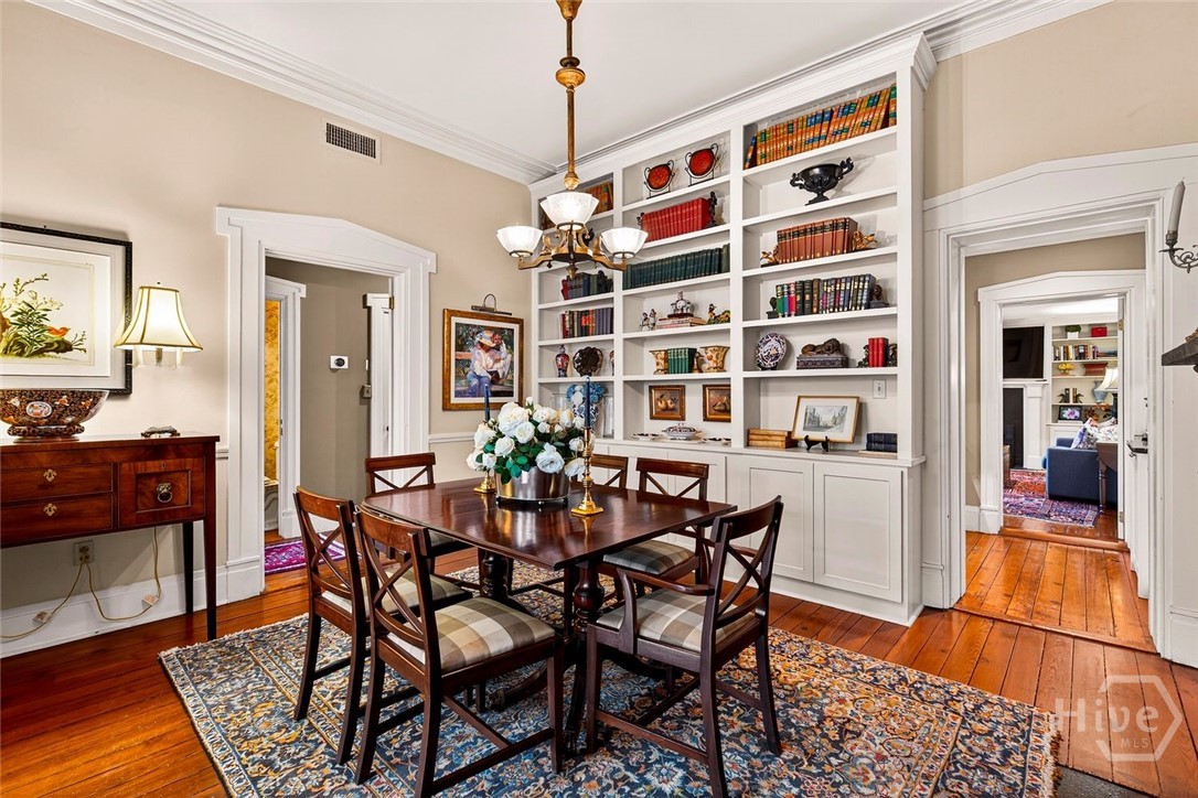 208 E Liberty Street, Savannah, GA, 31401