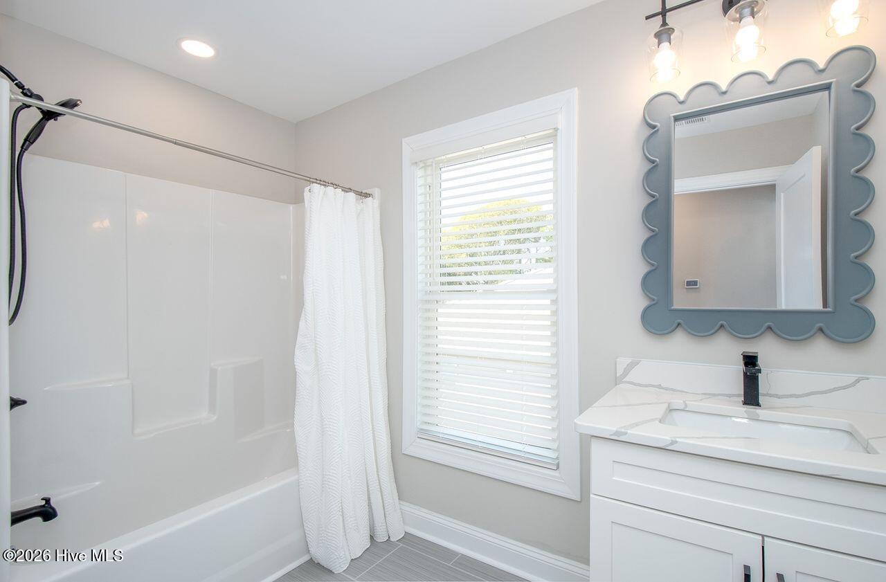 102 Evergreen Lane,Pine Knoll Shores