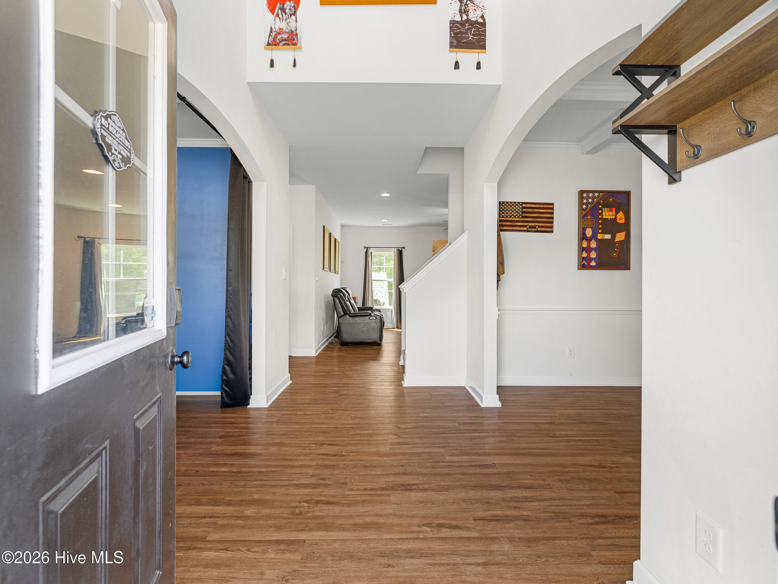 100570237 | Photo 18