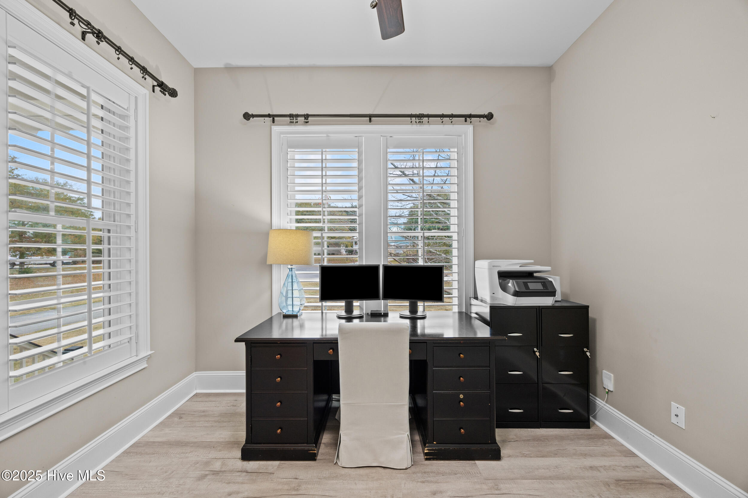 100543217 | Photo 19