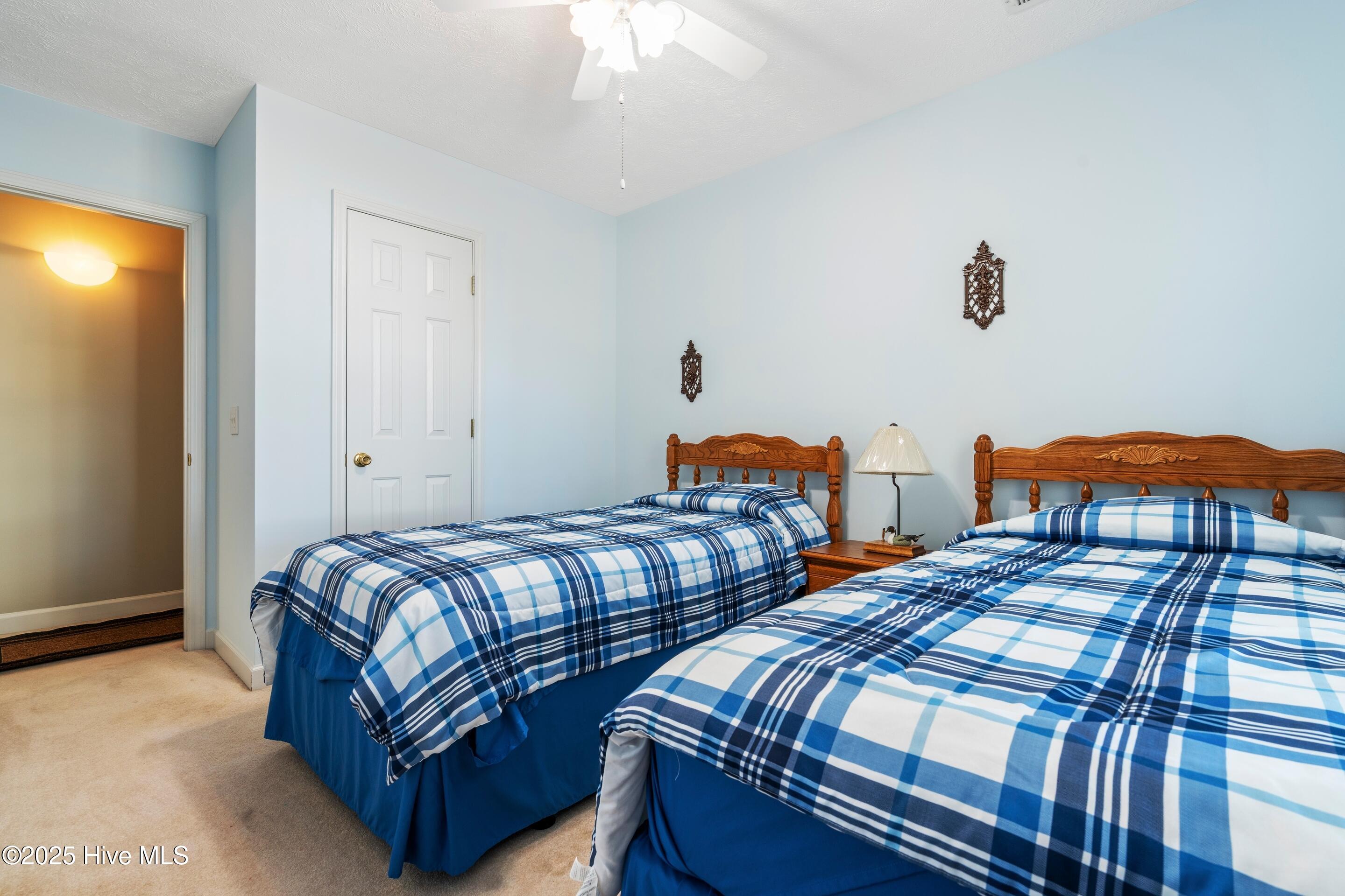 100546792 | Photo 42