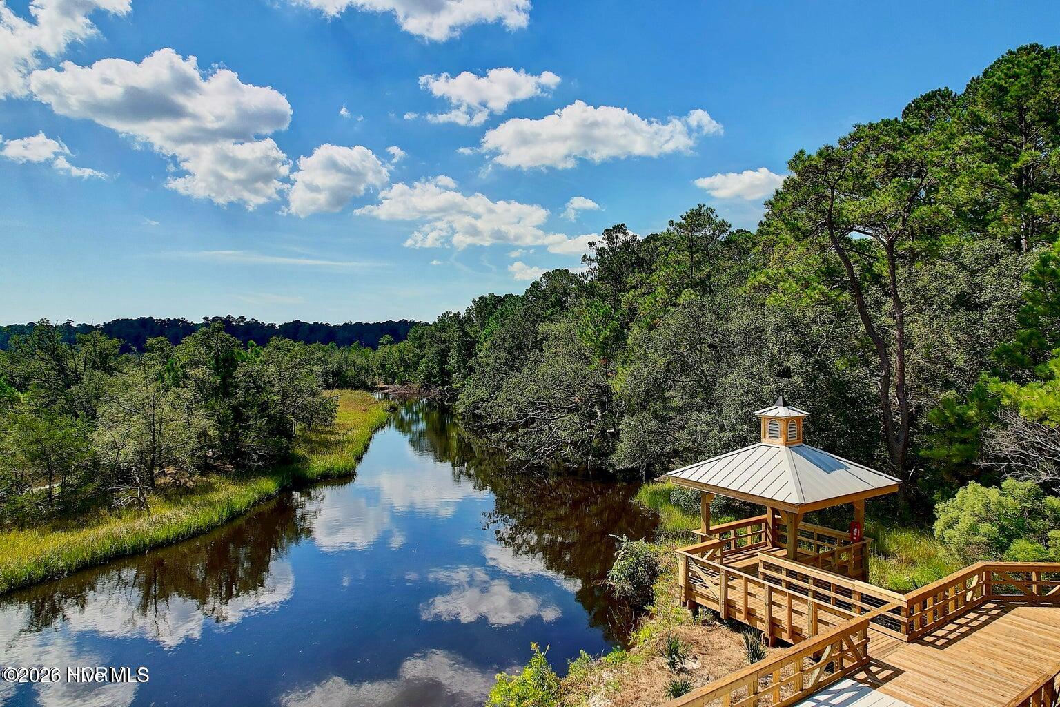 100563954 | Photo 10