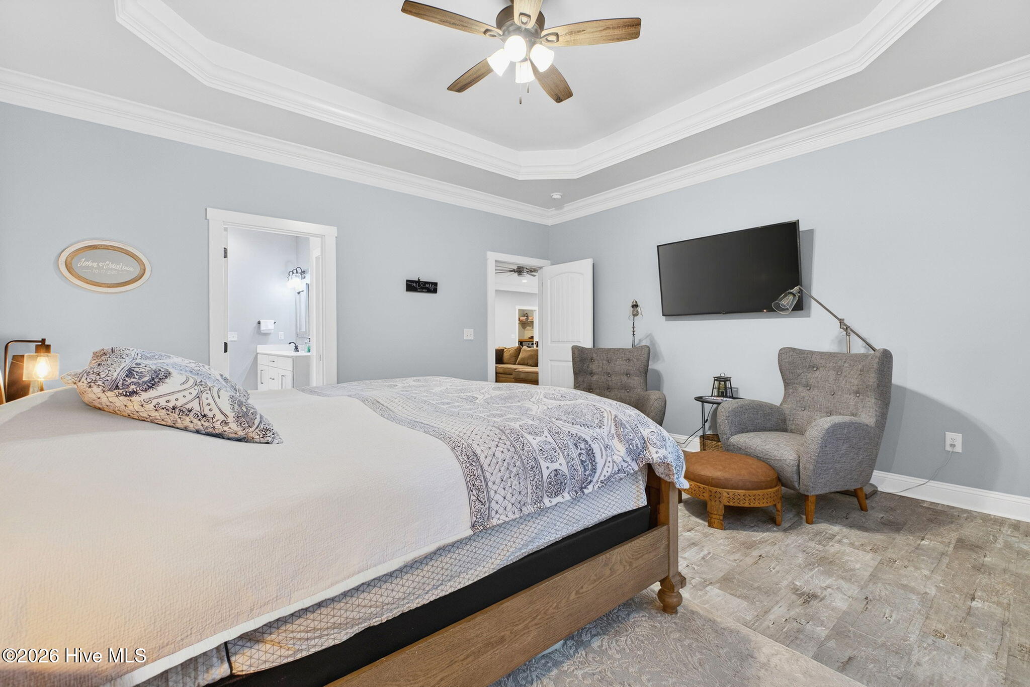 100557627 | Photo 14