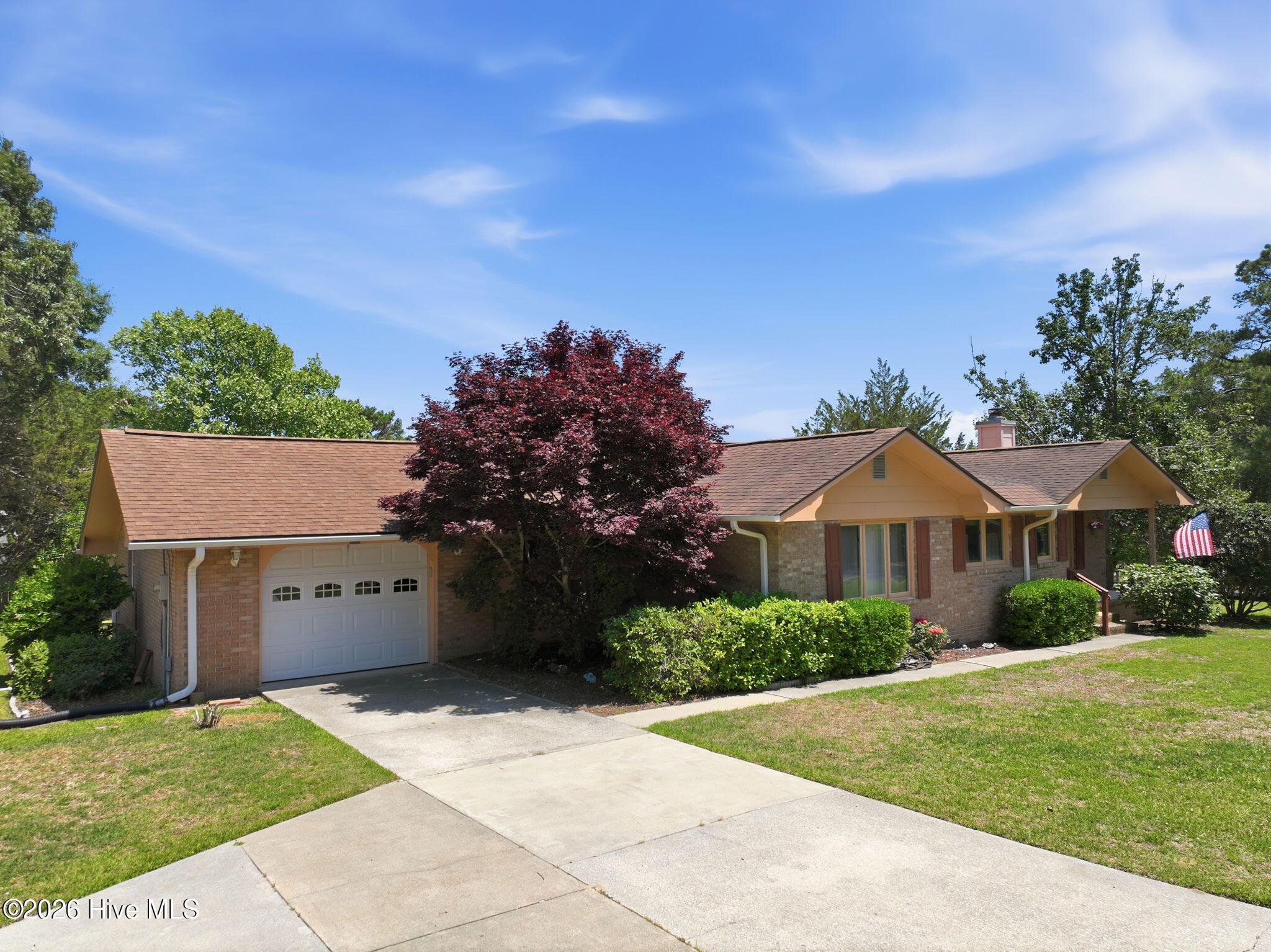 319 Holly Lane,Newport
