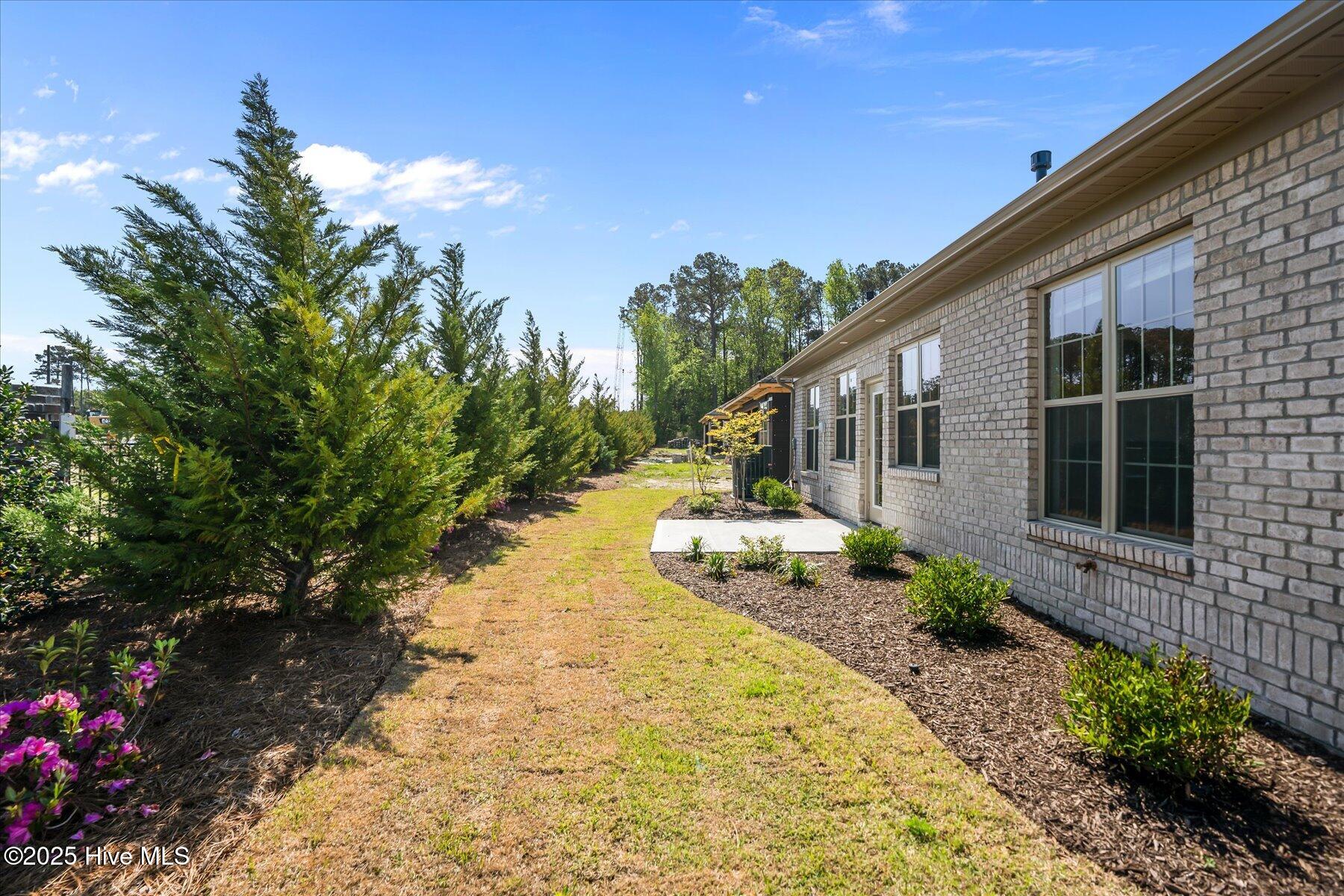 100501271 | Photo 30