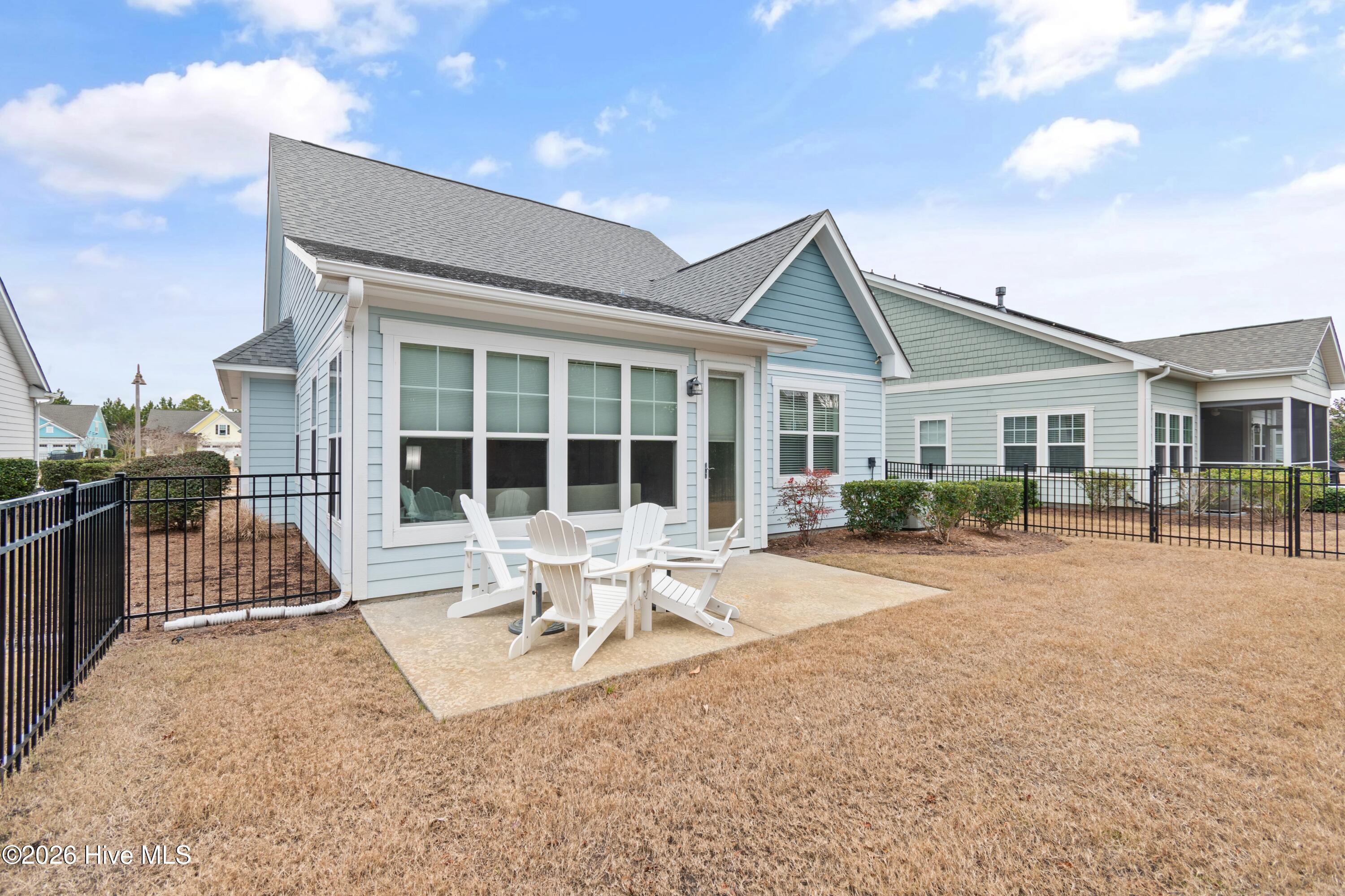 100549394 | Photo 27