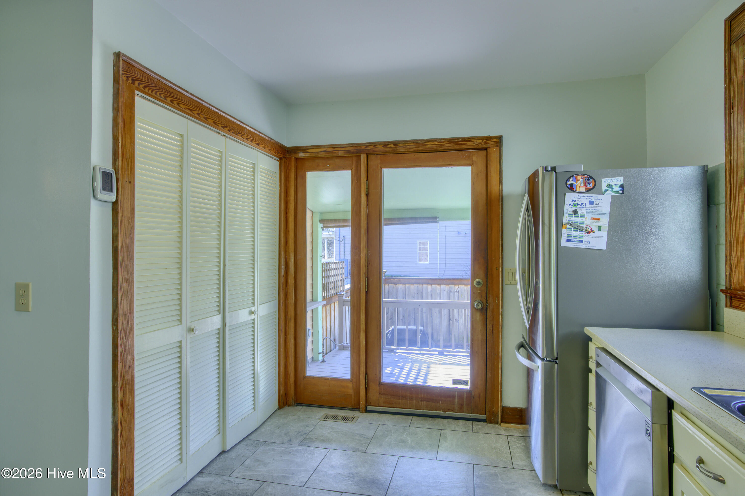 100549462 | Photo 13