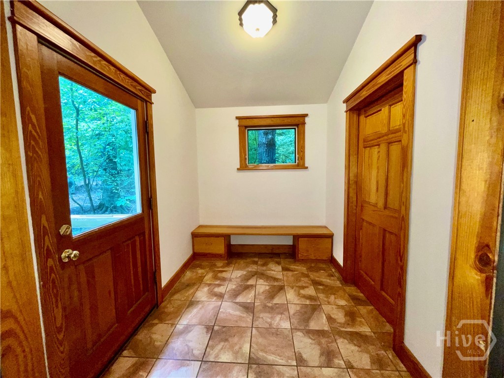 Entry hall / mud room on main