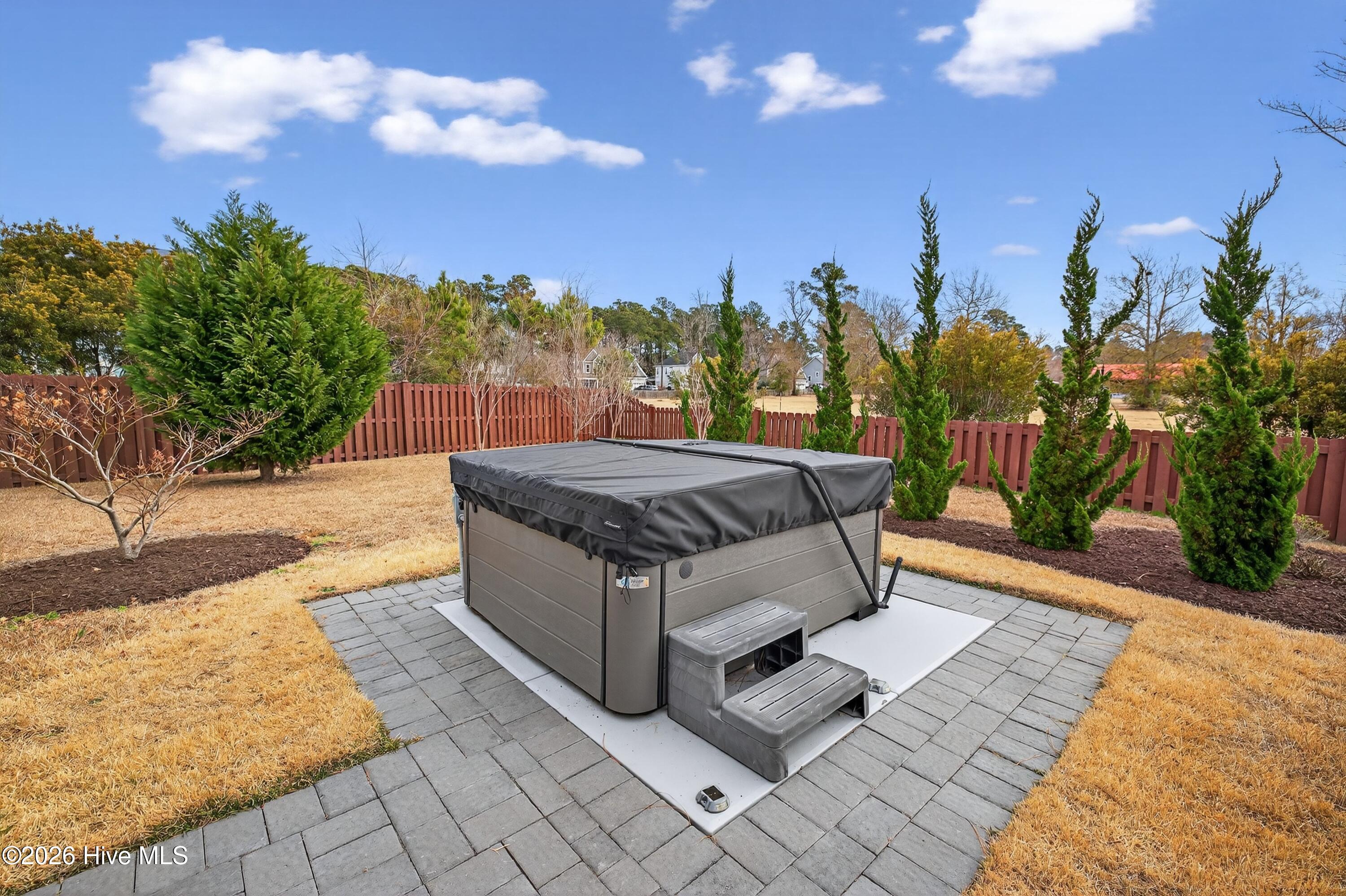 100552458 | Photo 29