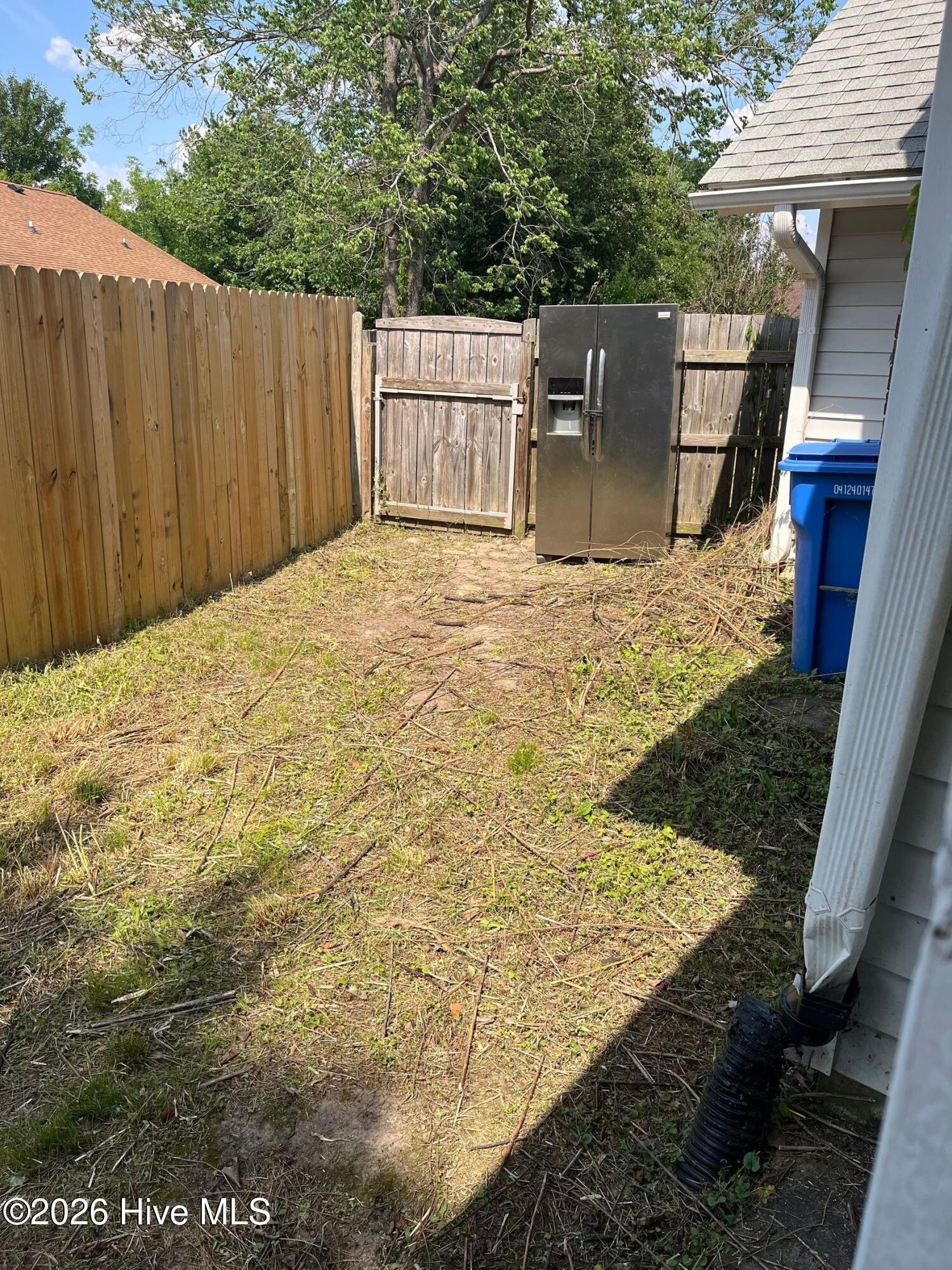 100569627 | Photo 34