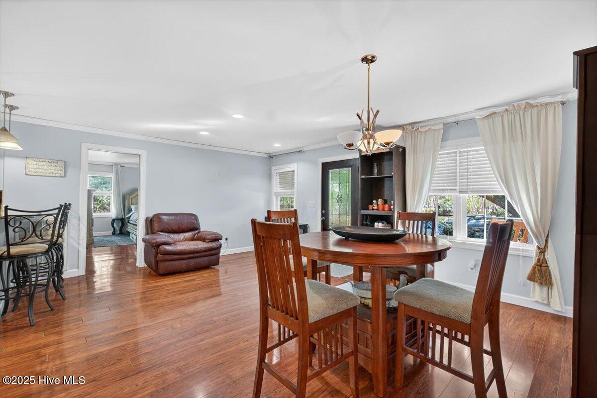 100539192 | Photo 23