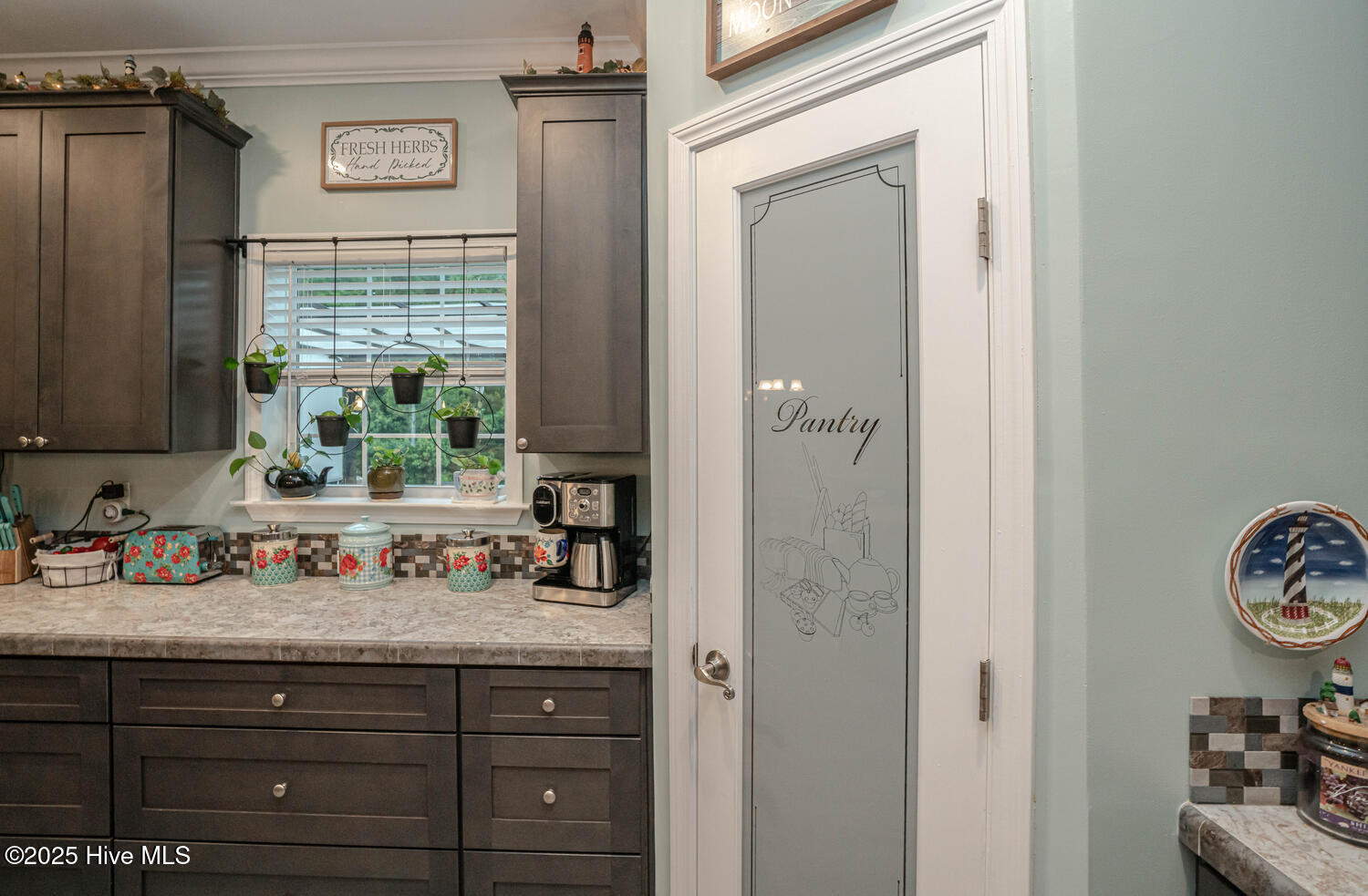 100522002 | Photo 15