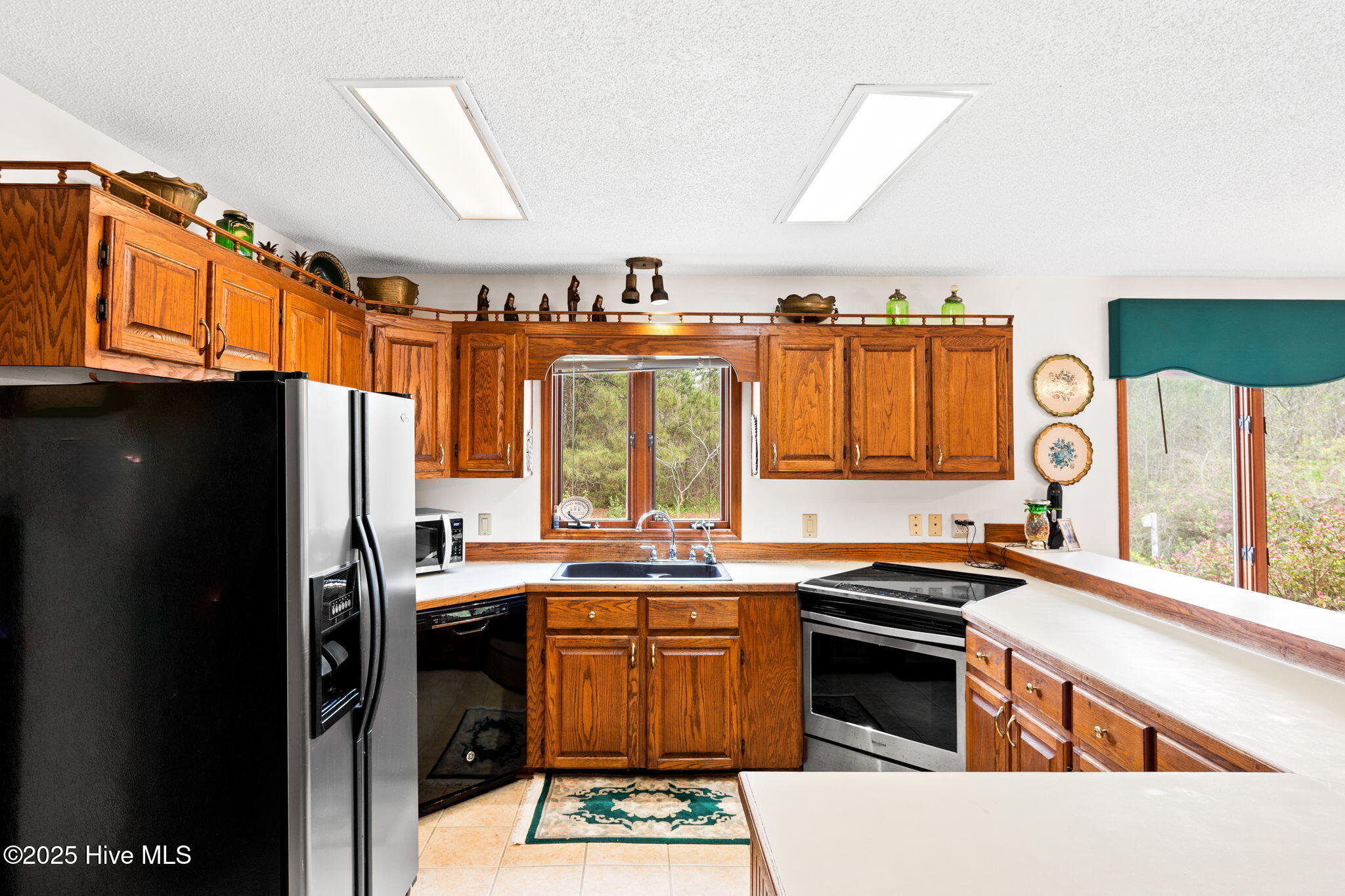 100557688 | Photo 17