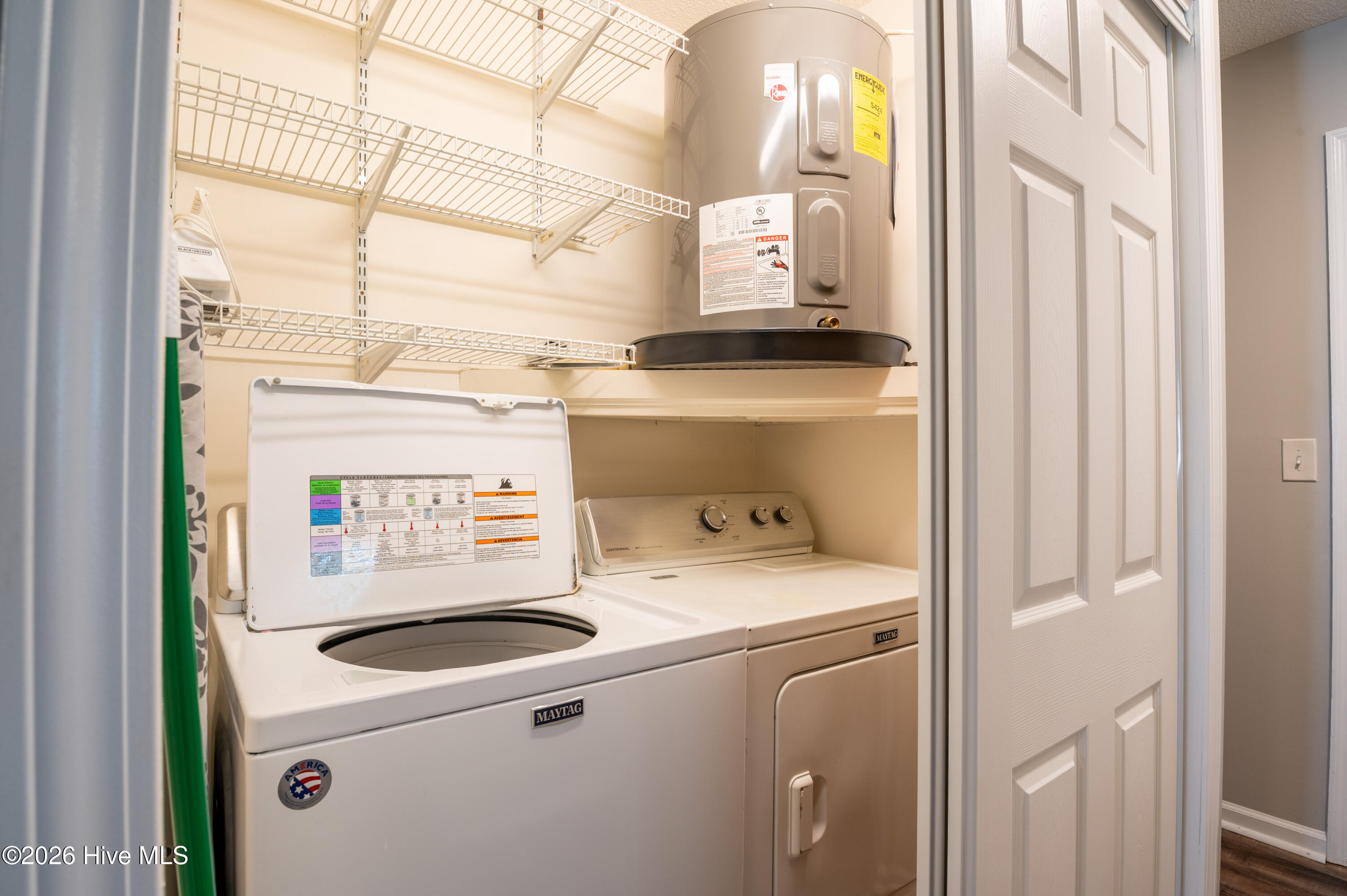 100553857 | Photo 14