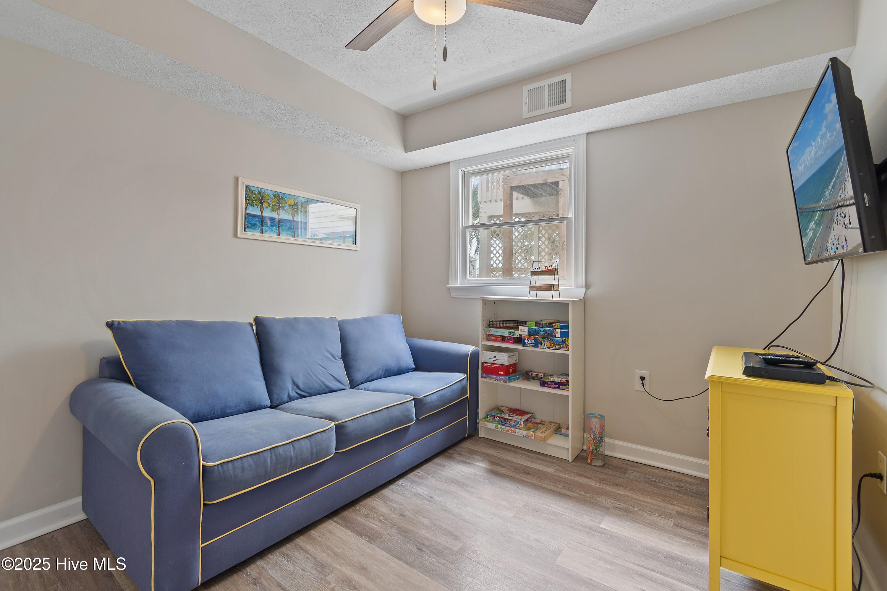 100529417 | Photo 26