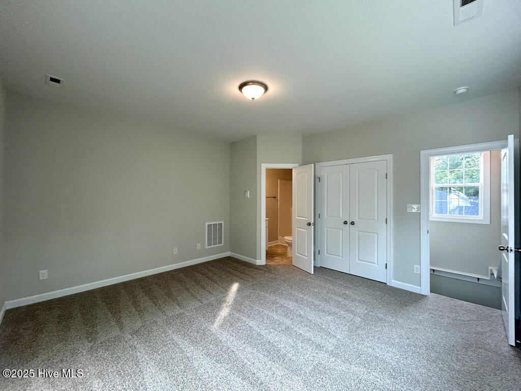 100562477 | Photo 45