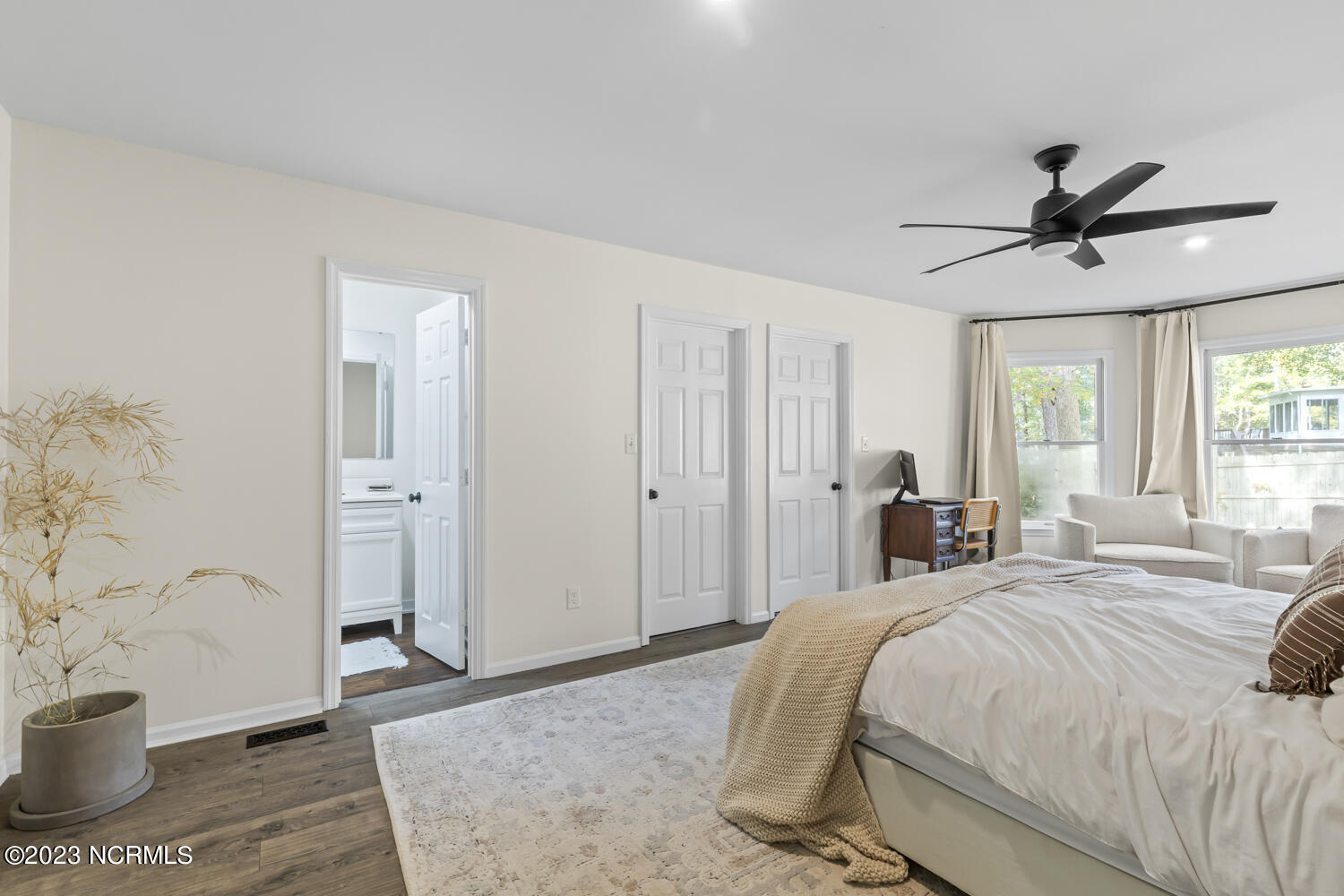 100544428 | Photo 20